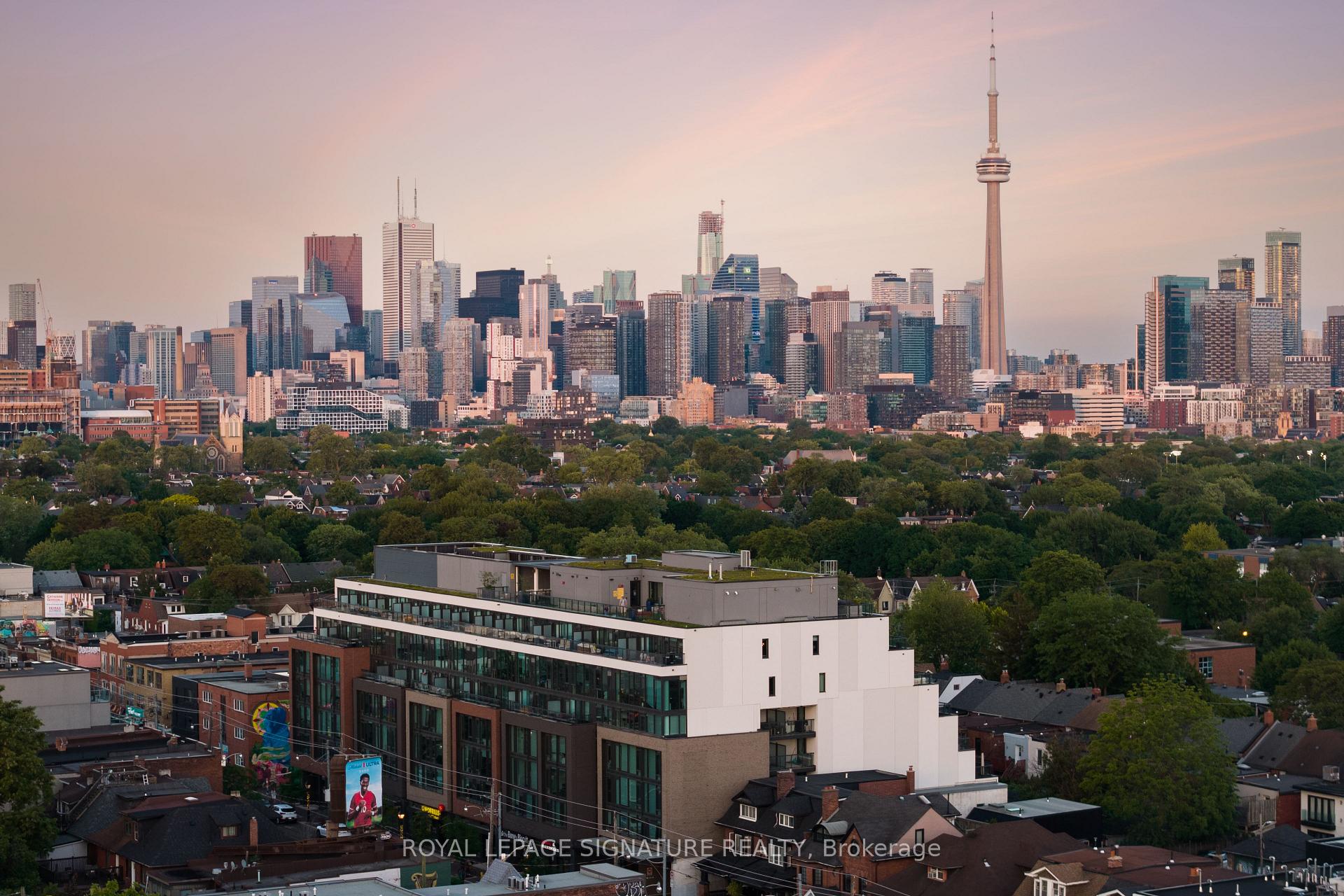 899 College Street PH604, Toronto Unit: PH604