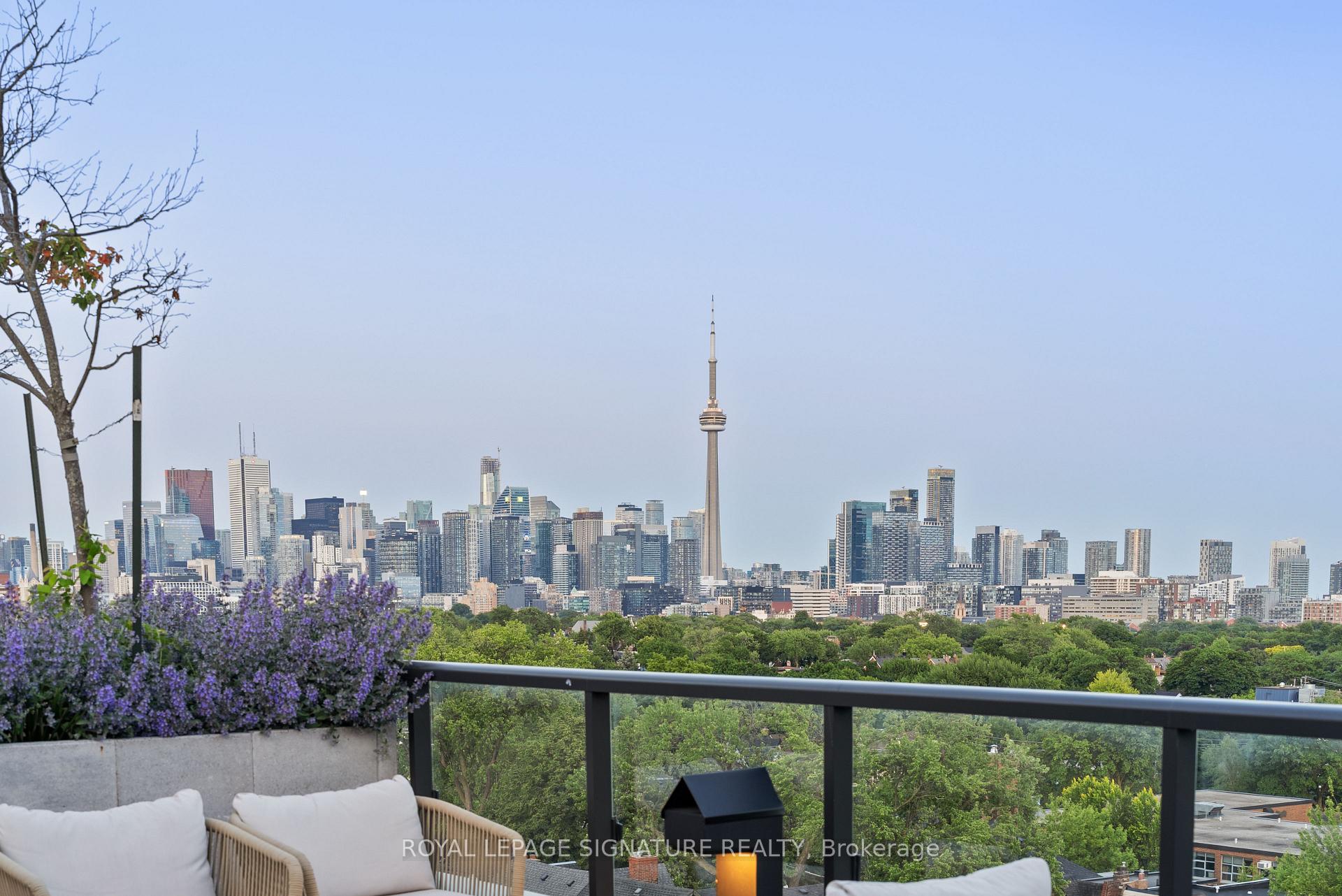 899 College Street PH604, Toronto Unit: PH604