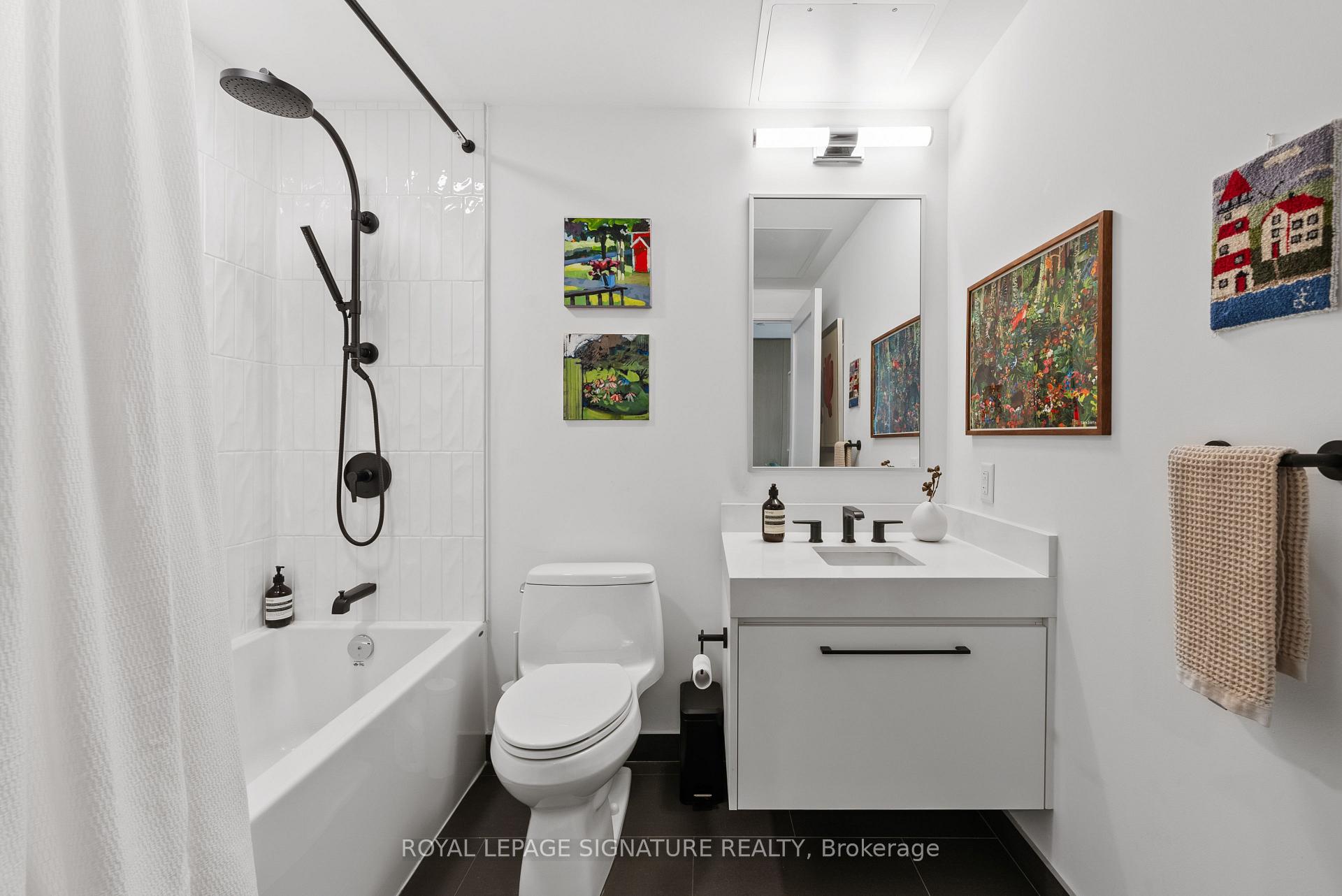 899 College Street PH604, Toronto Unit: PH604