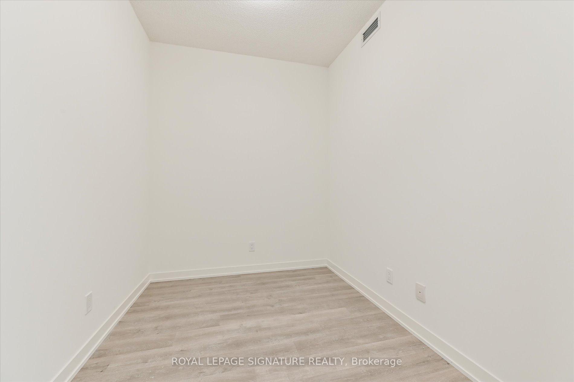 38 Simcoe Promenade C315