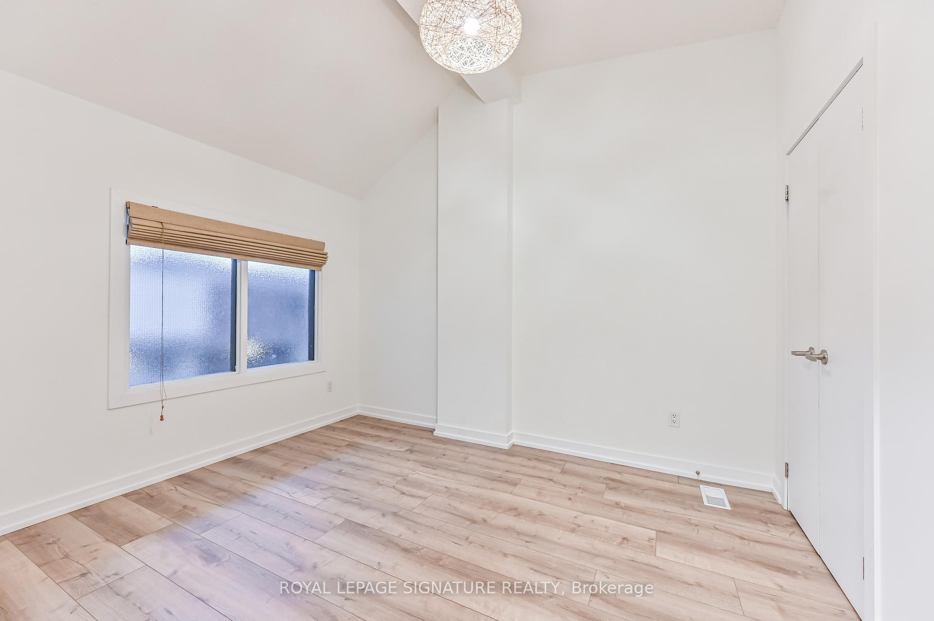 1100 Lansdowne Avenue 336, Toronto W02 Unit: 336