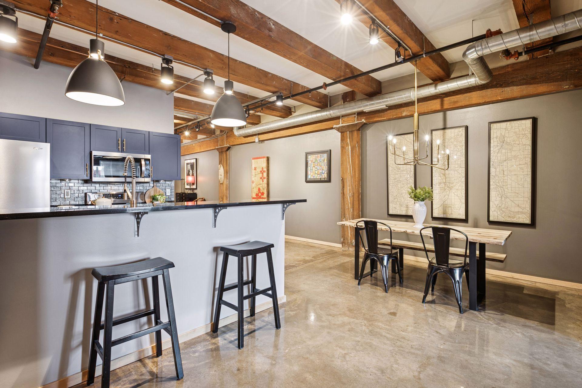 406 Wacouta Street Unit: 415