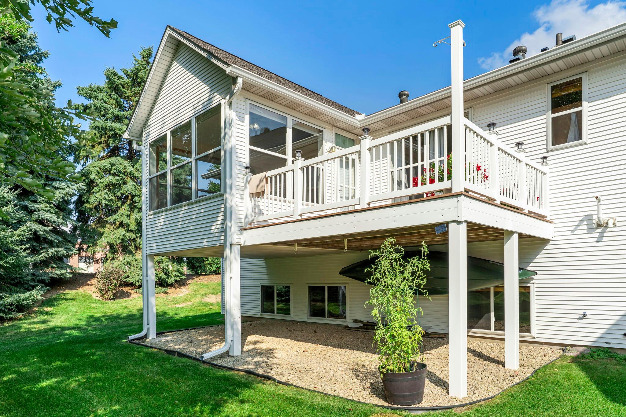 809 Woodduck Drive