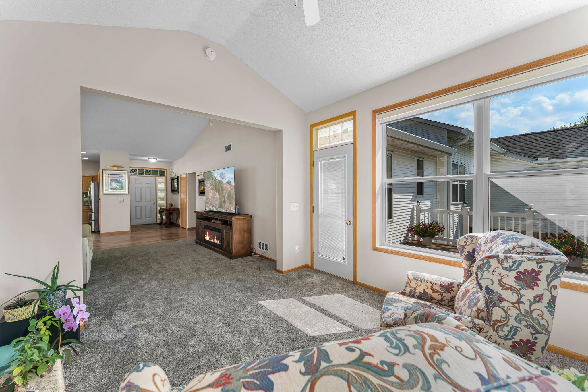 809 Woodduck Drive