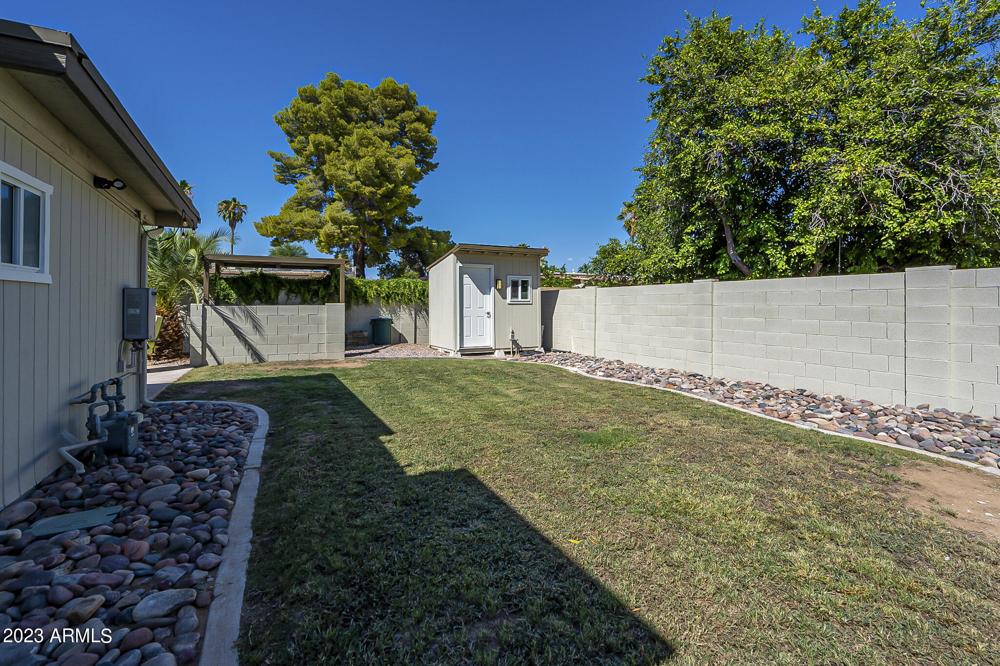 6522 E PERSHING Avenue
