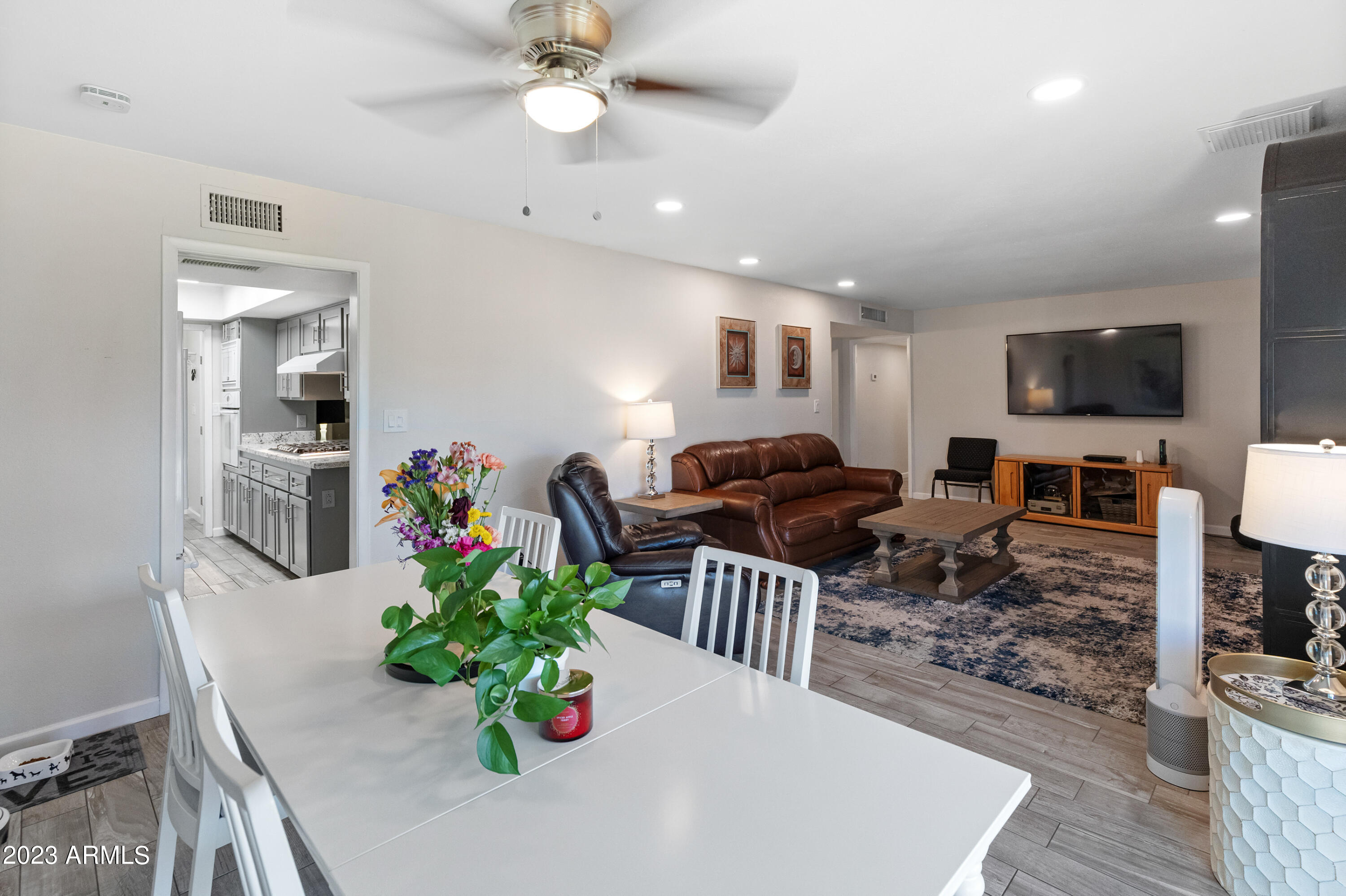 3346 W Hearn Road