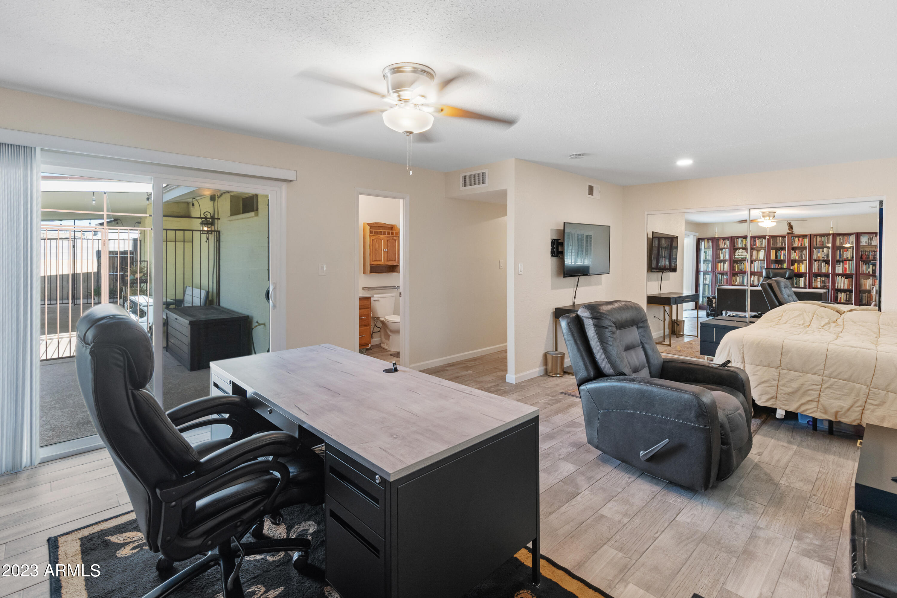3346 W Hearn Road