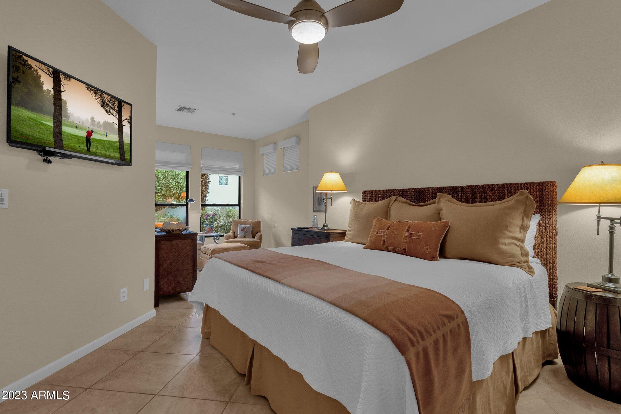 7705 E DOUBLETREE RANCH Road # 11