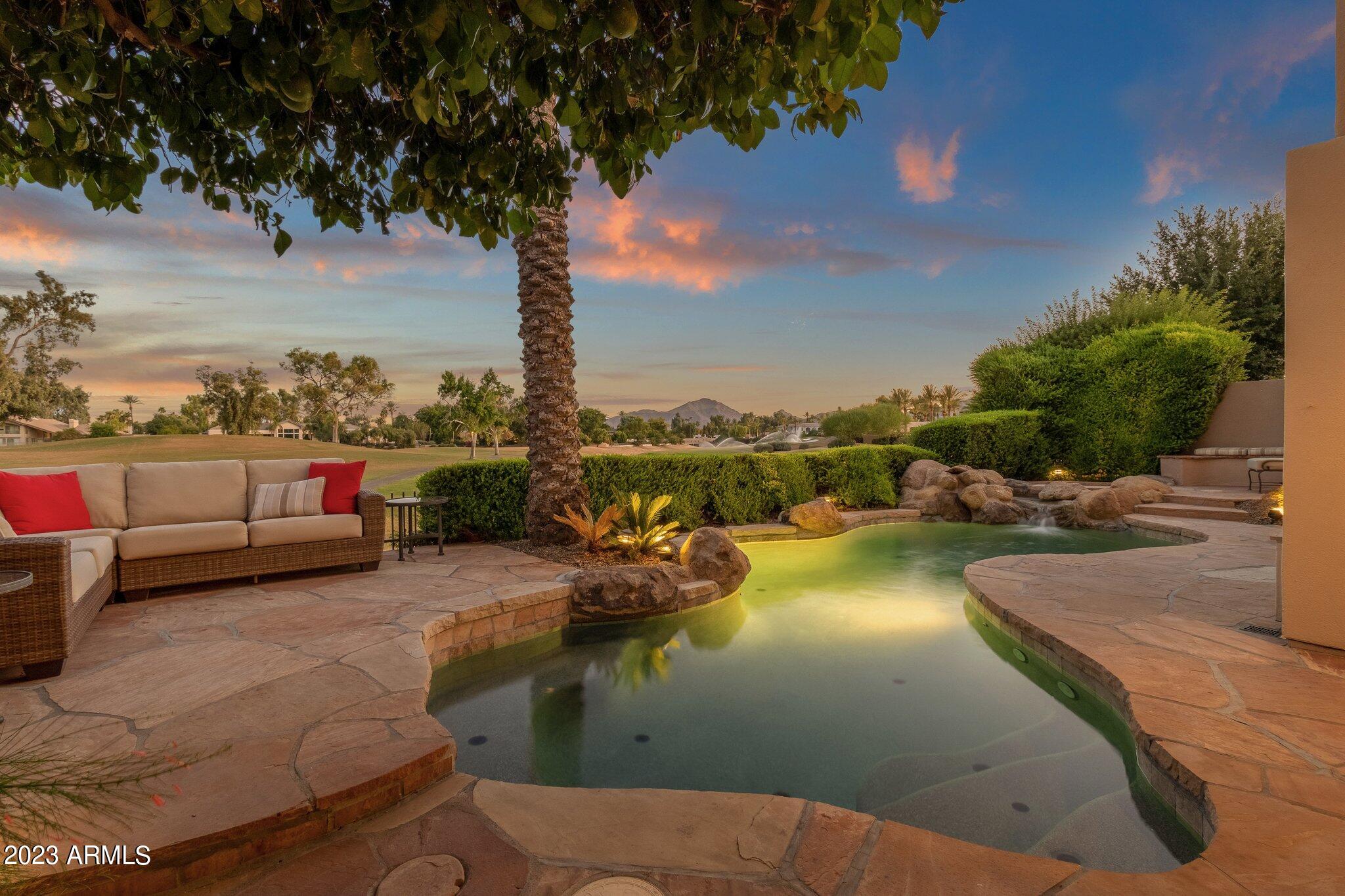 7705 E DOUBLETREE RANCH Road # 11
