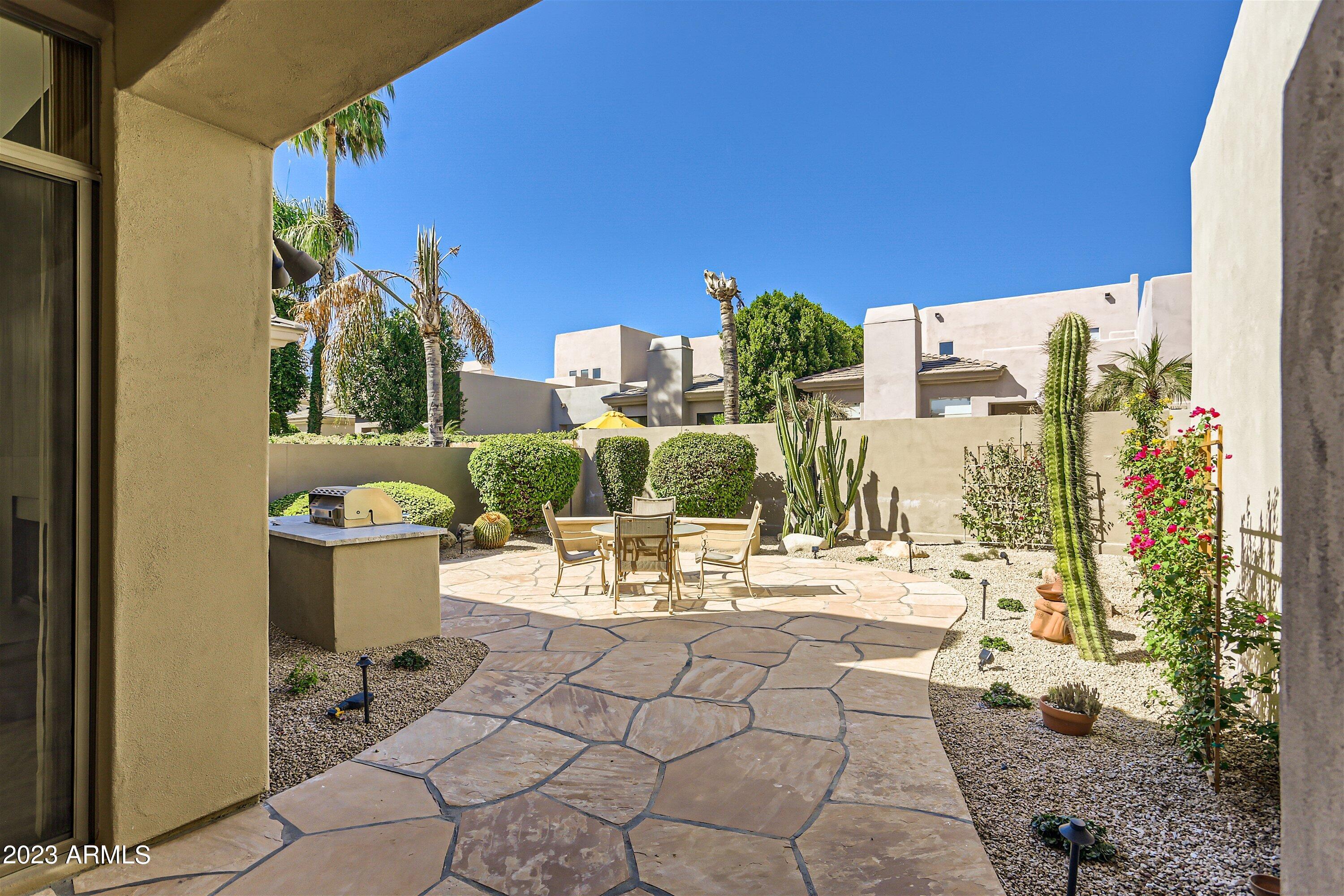 7314 E DEL ACERO Drive