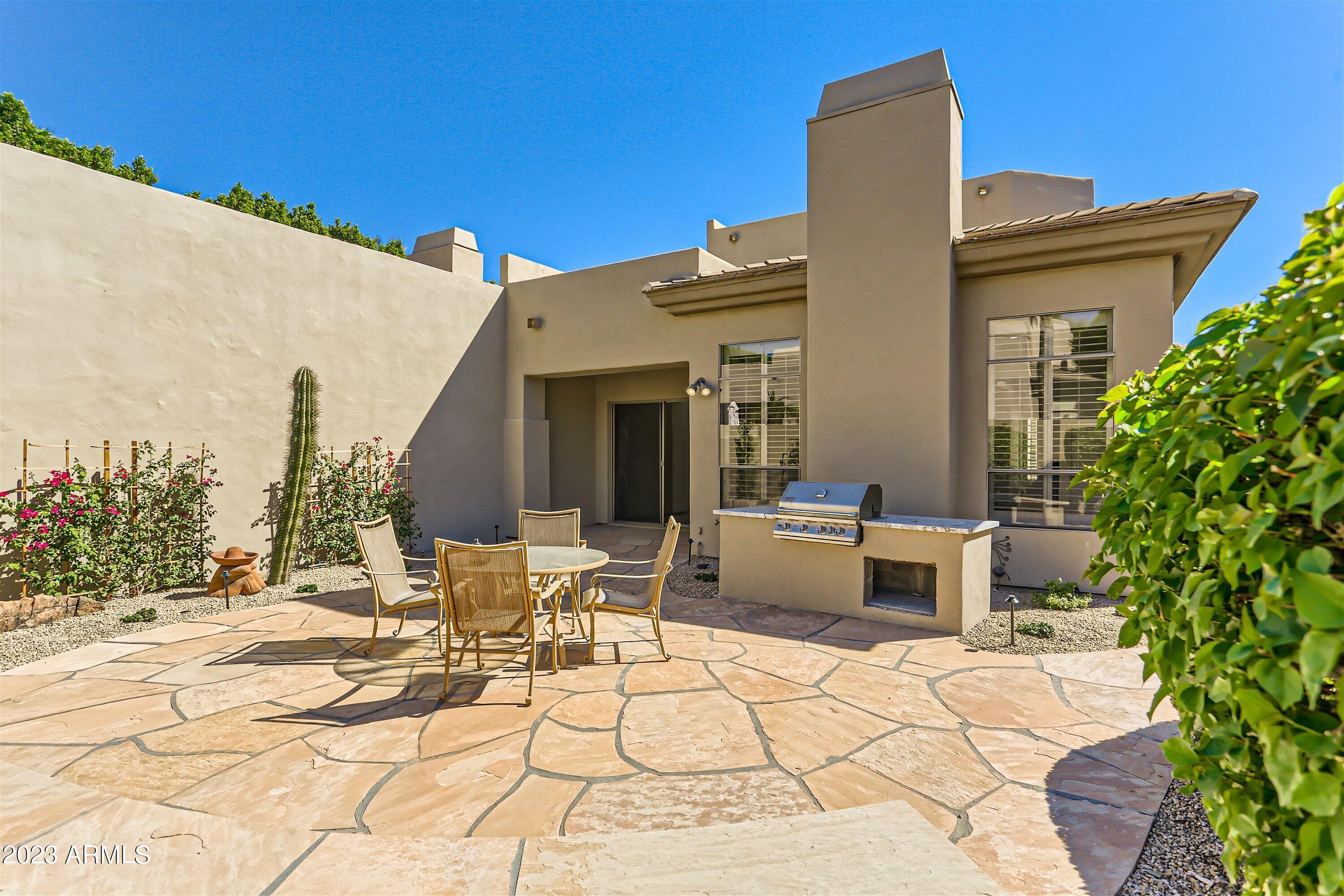 7314 E DEL ACERO Drive