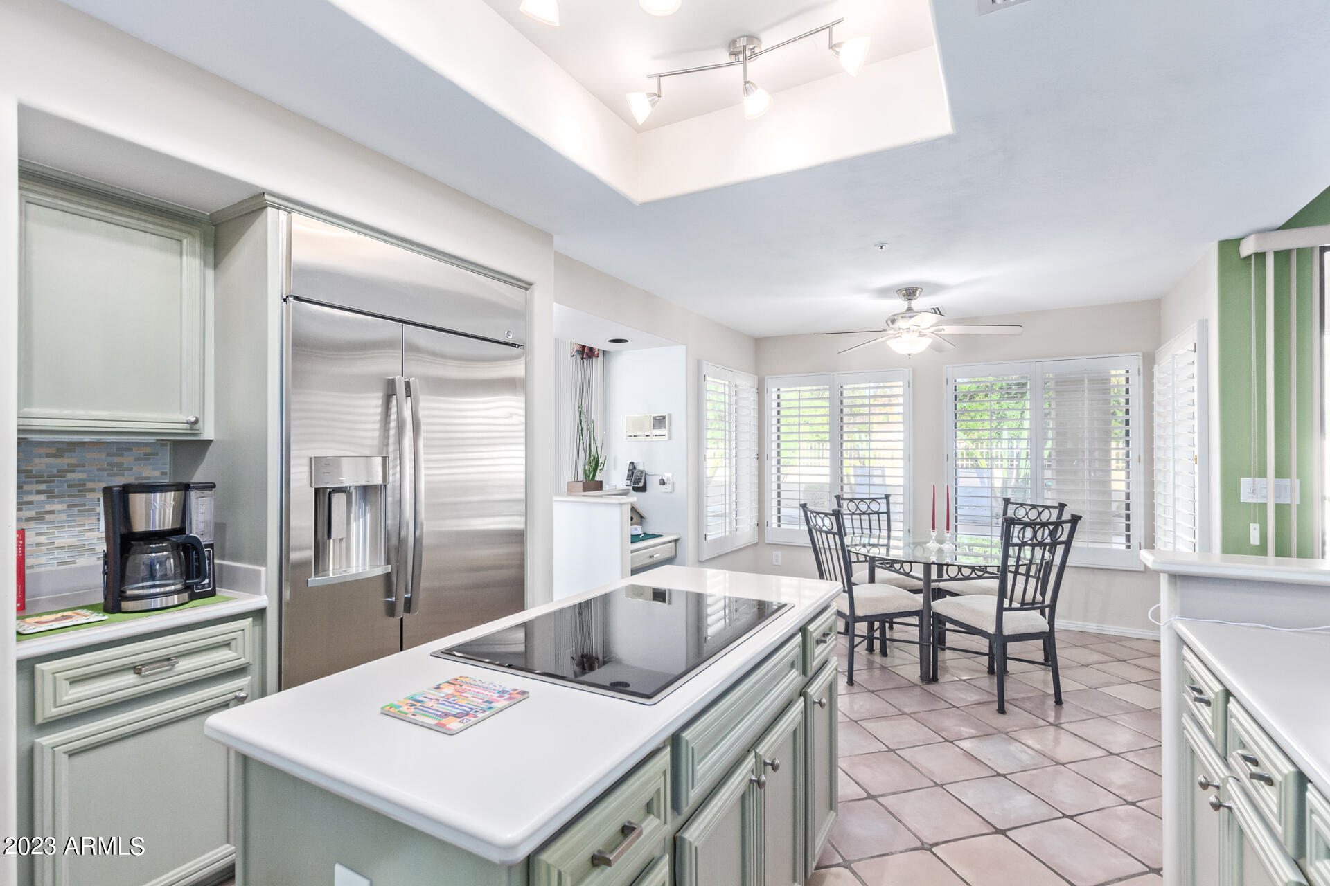 9101 N 109TH Place