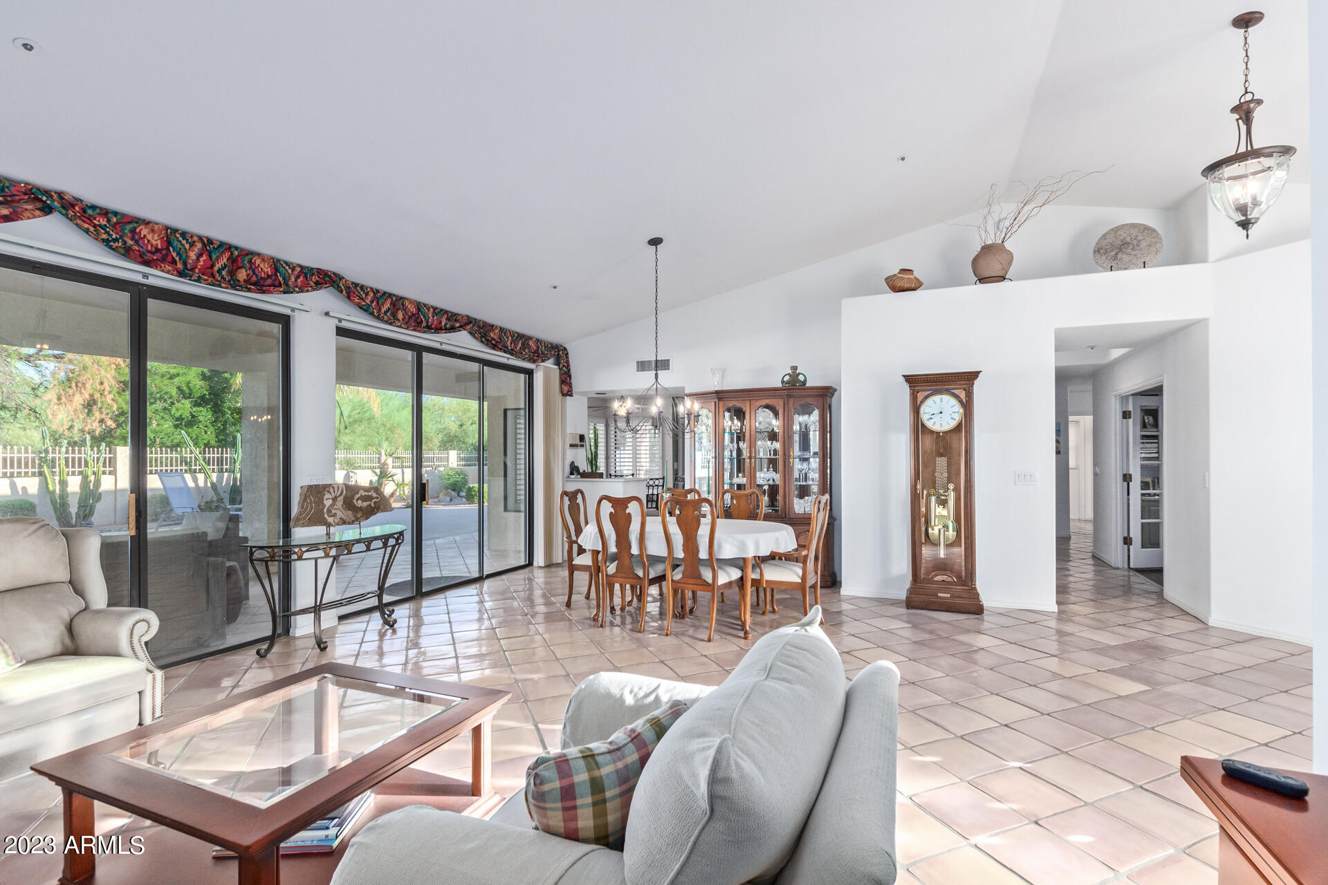 9101 N 109TH Place