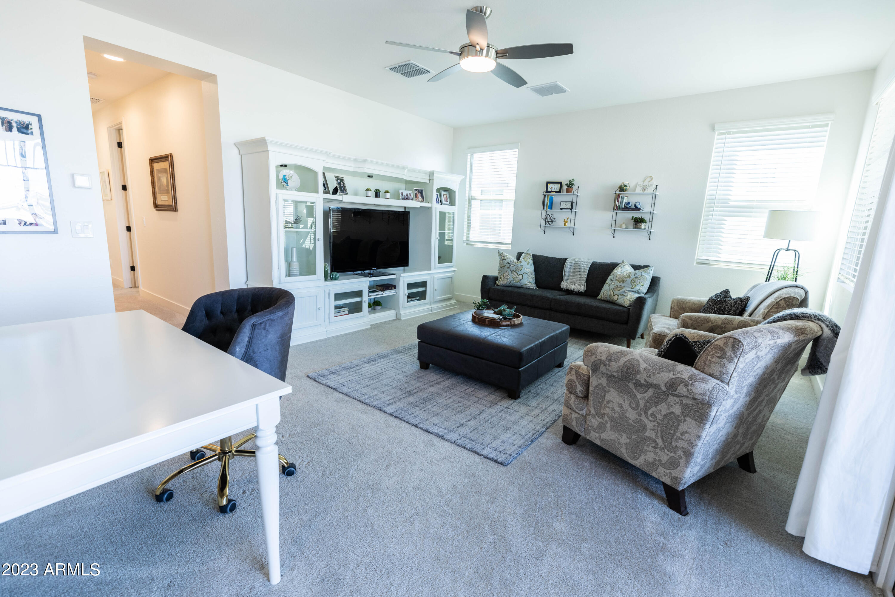 3529 E PINTO Drive