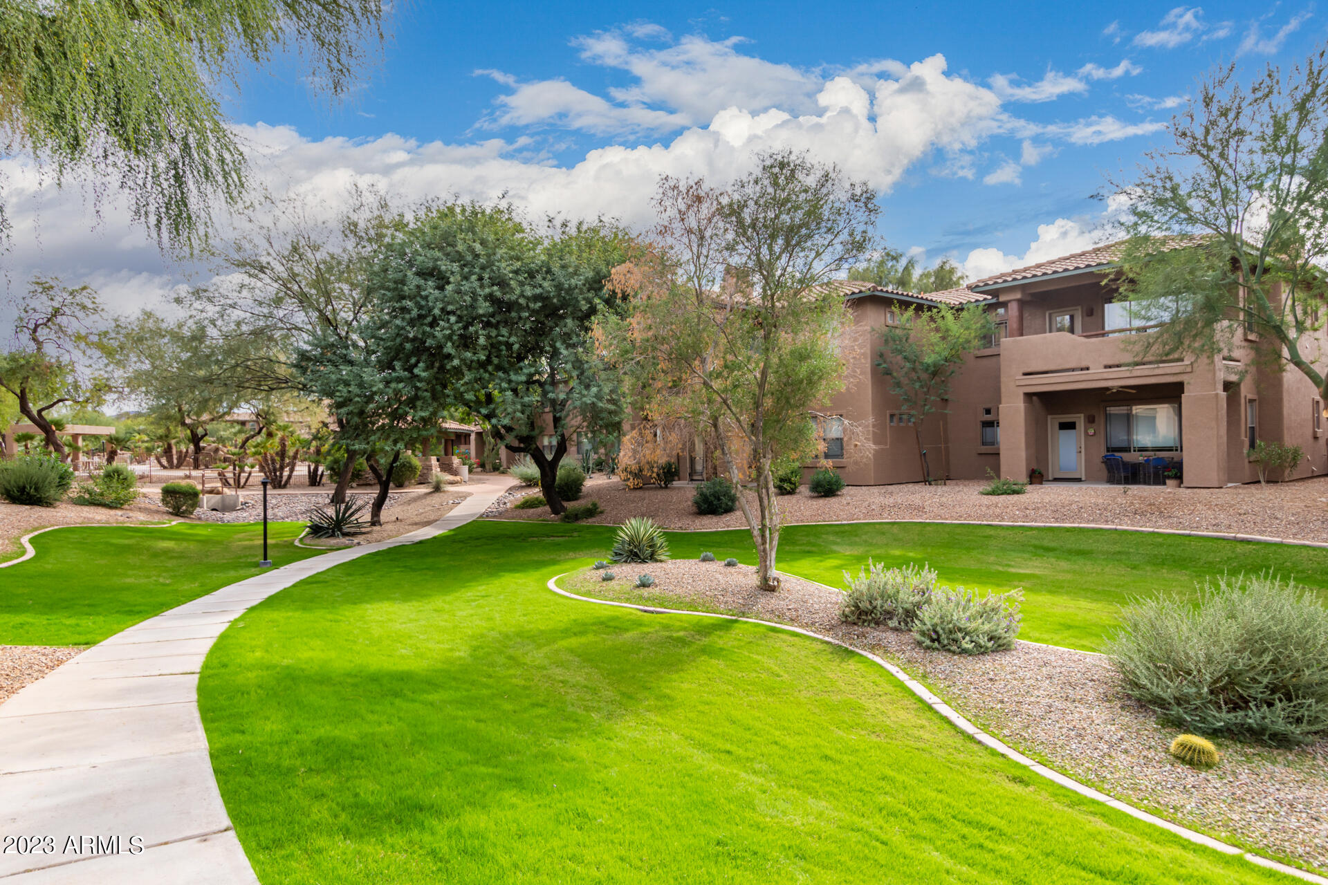 11500 E COCHISE Drive # 2008