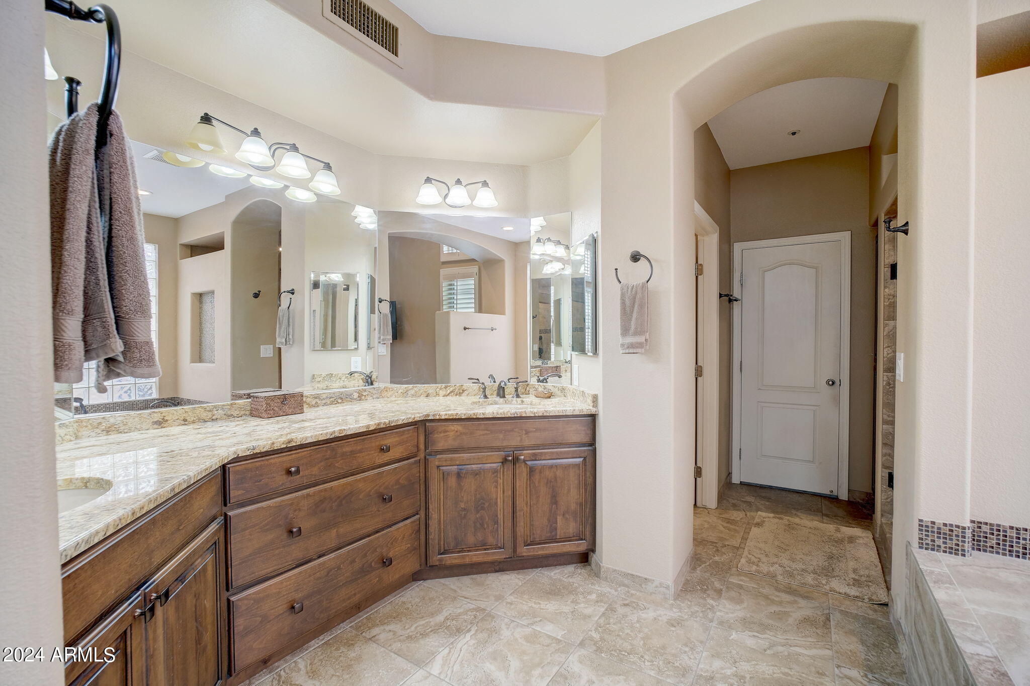 7705 E DOUBLETREE RANCH Road # 39