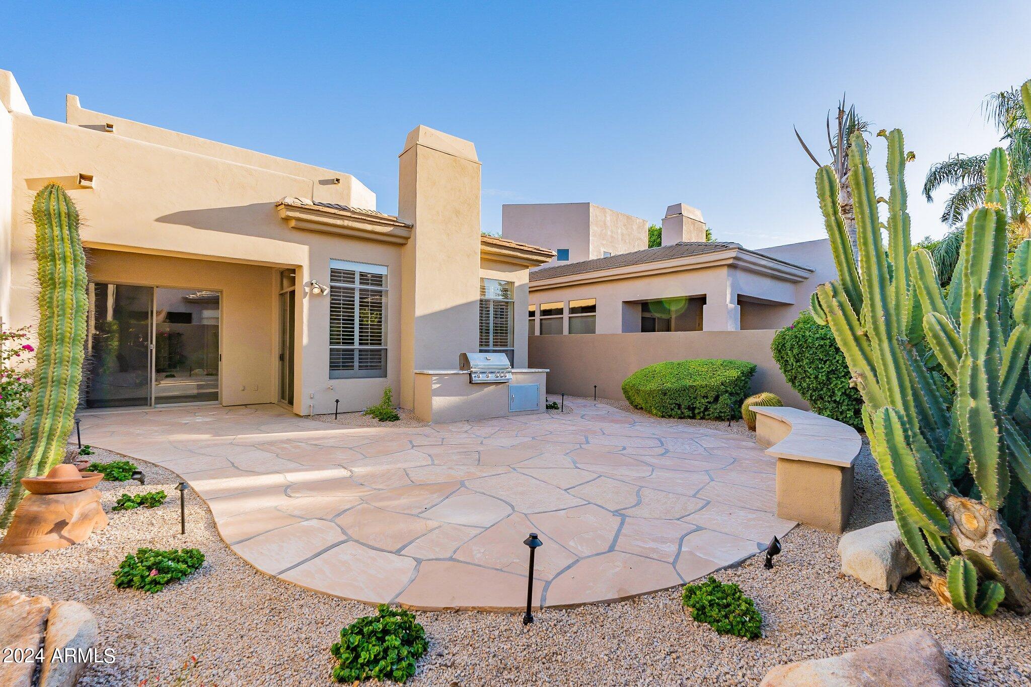 7314 E DEL ACERO Drive