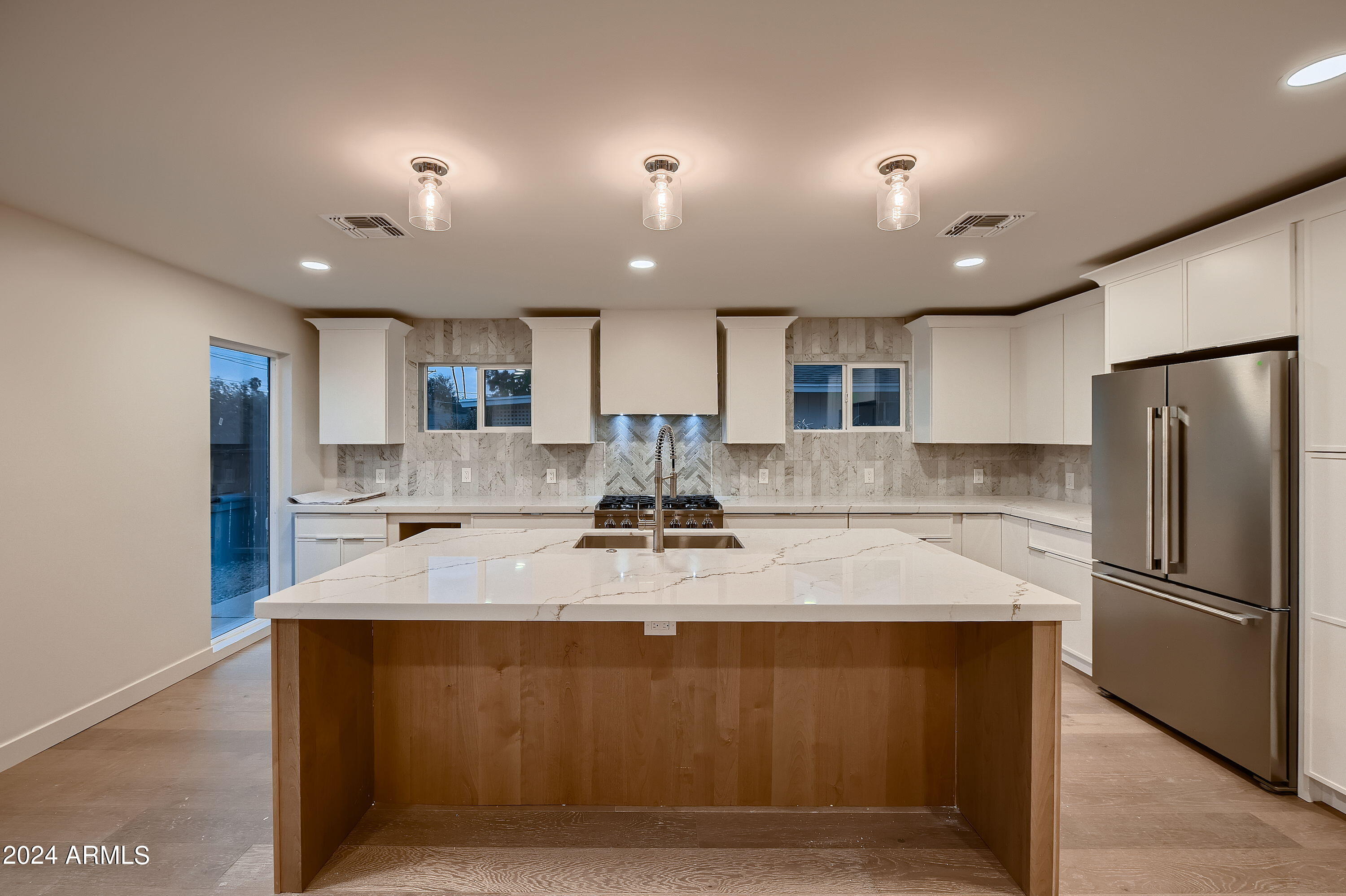 3127 E FLOWER Street