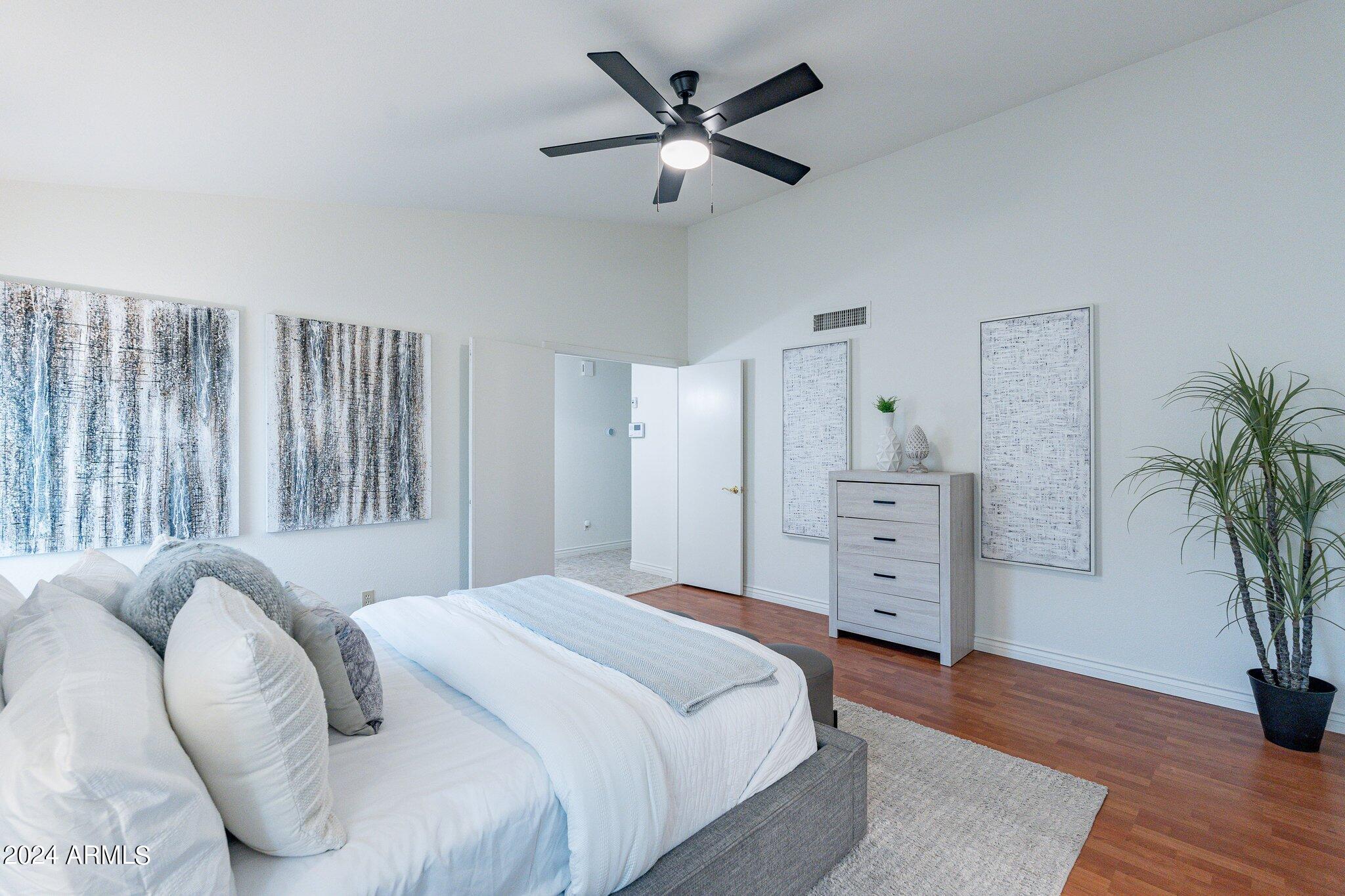 159 S COMANCHE Drive