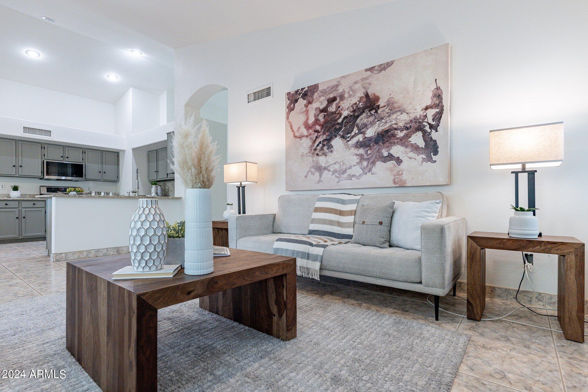 159 S COMANCHE Drive