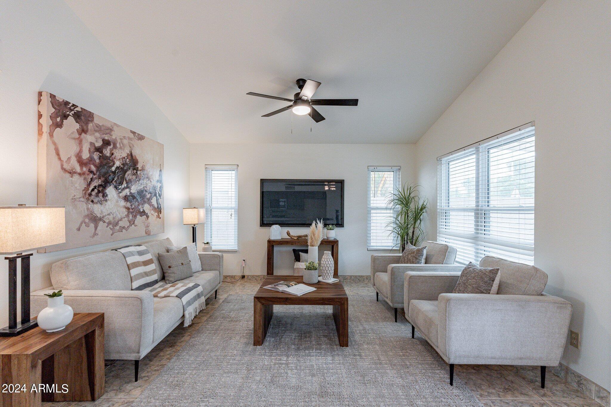 159 S COMANCHE Drive