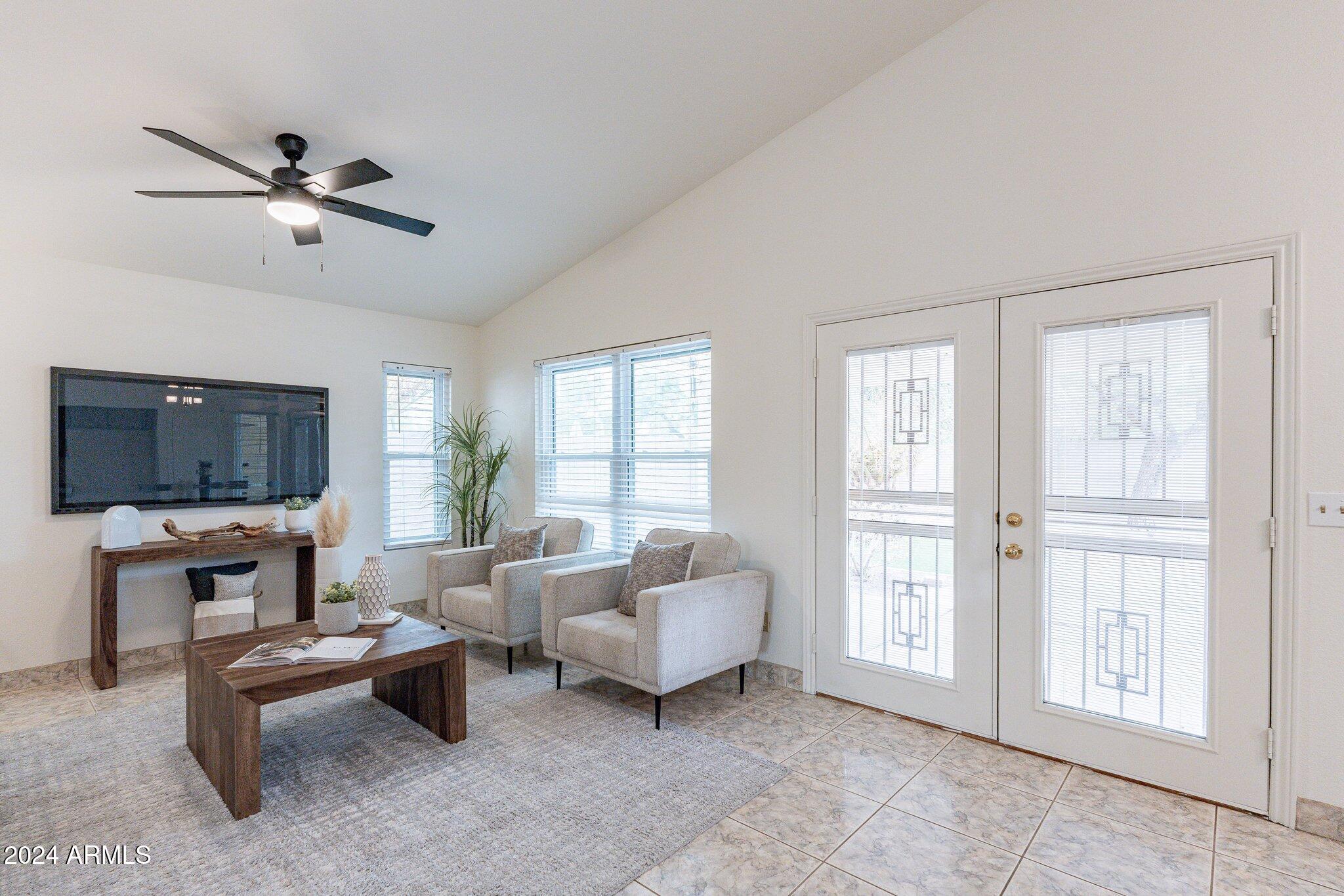 159 S COMANCHE Drive