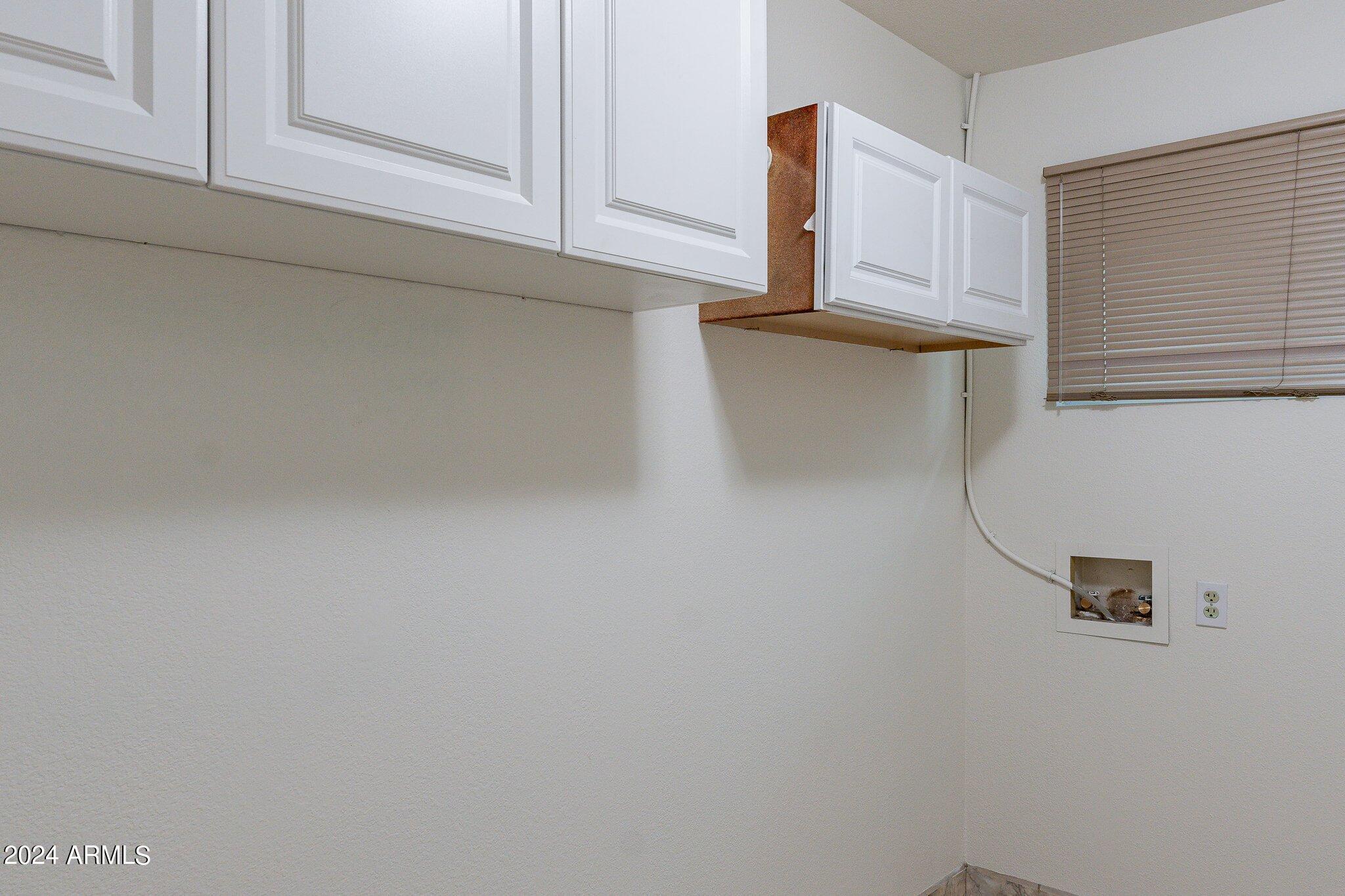 159 S COMANCHE Drive