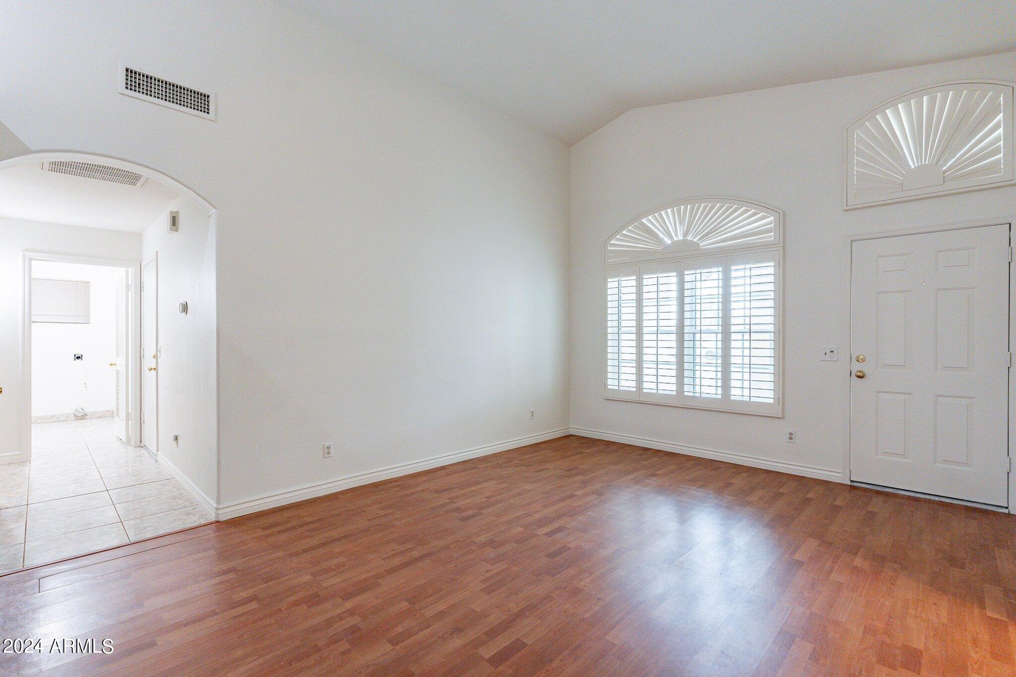 159 S COMANCHE Drive