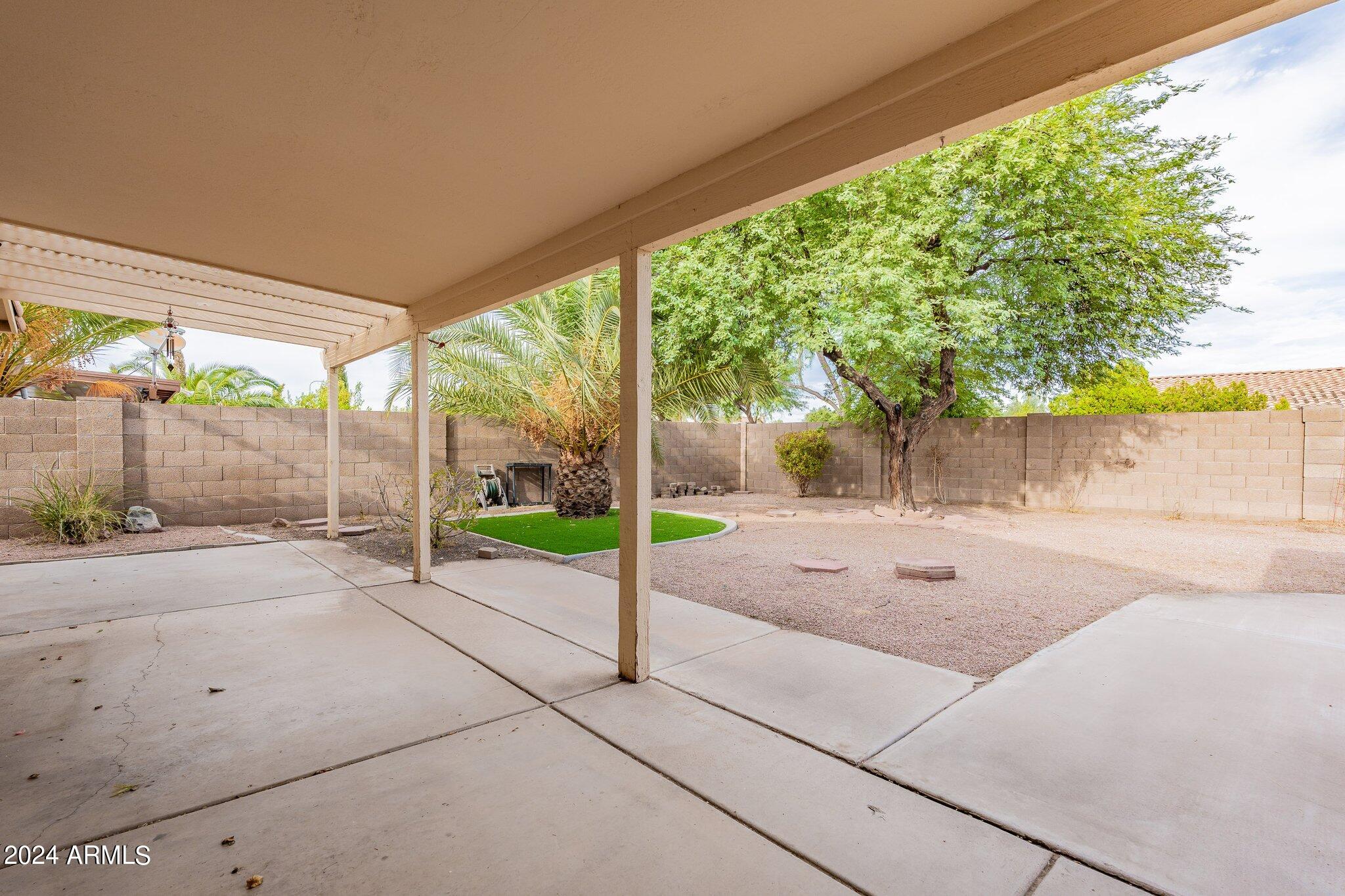 159 S COMANCHE Drive