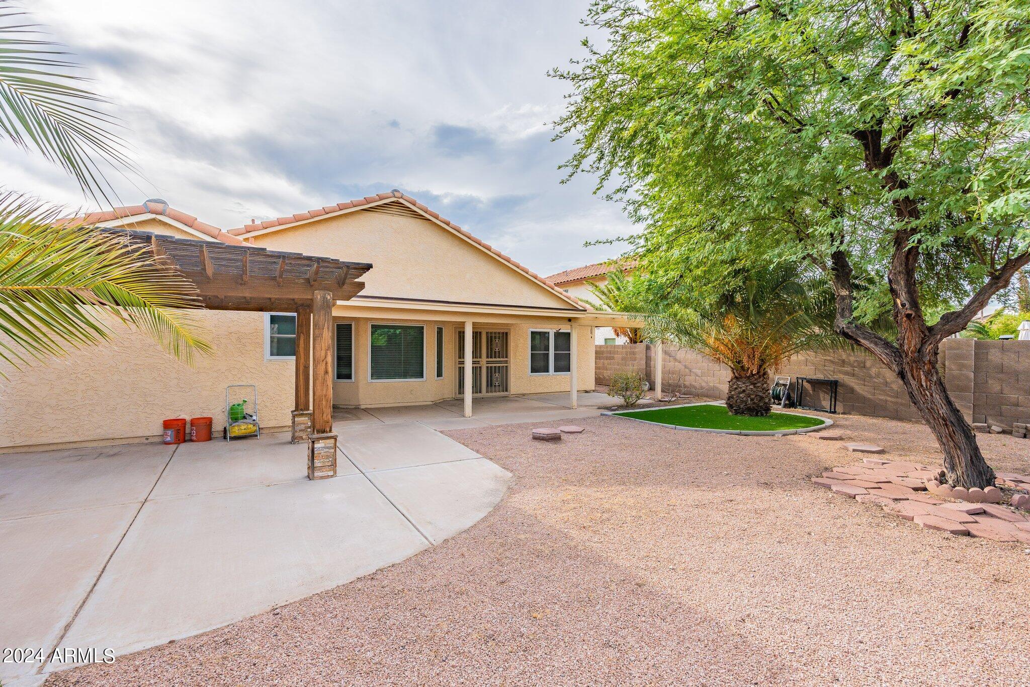 159 S COMANCHE Drive