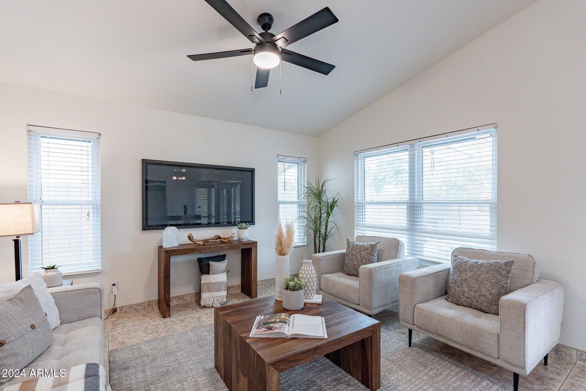 159 S COMANCHE Drive