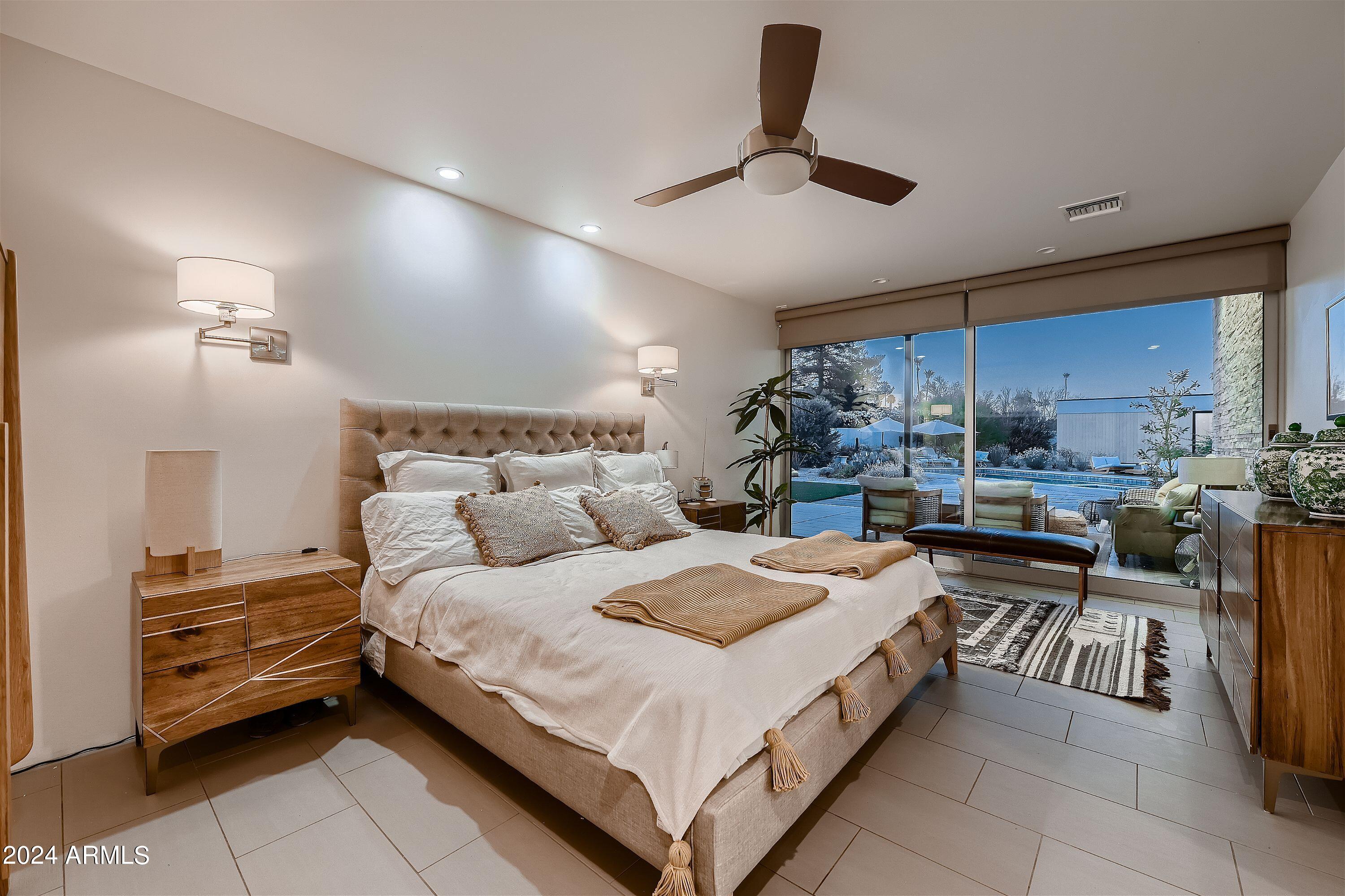 10215 N 58TH Place