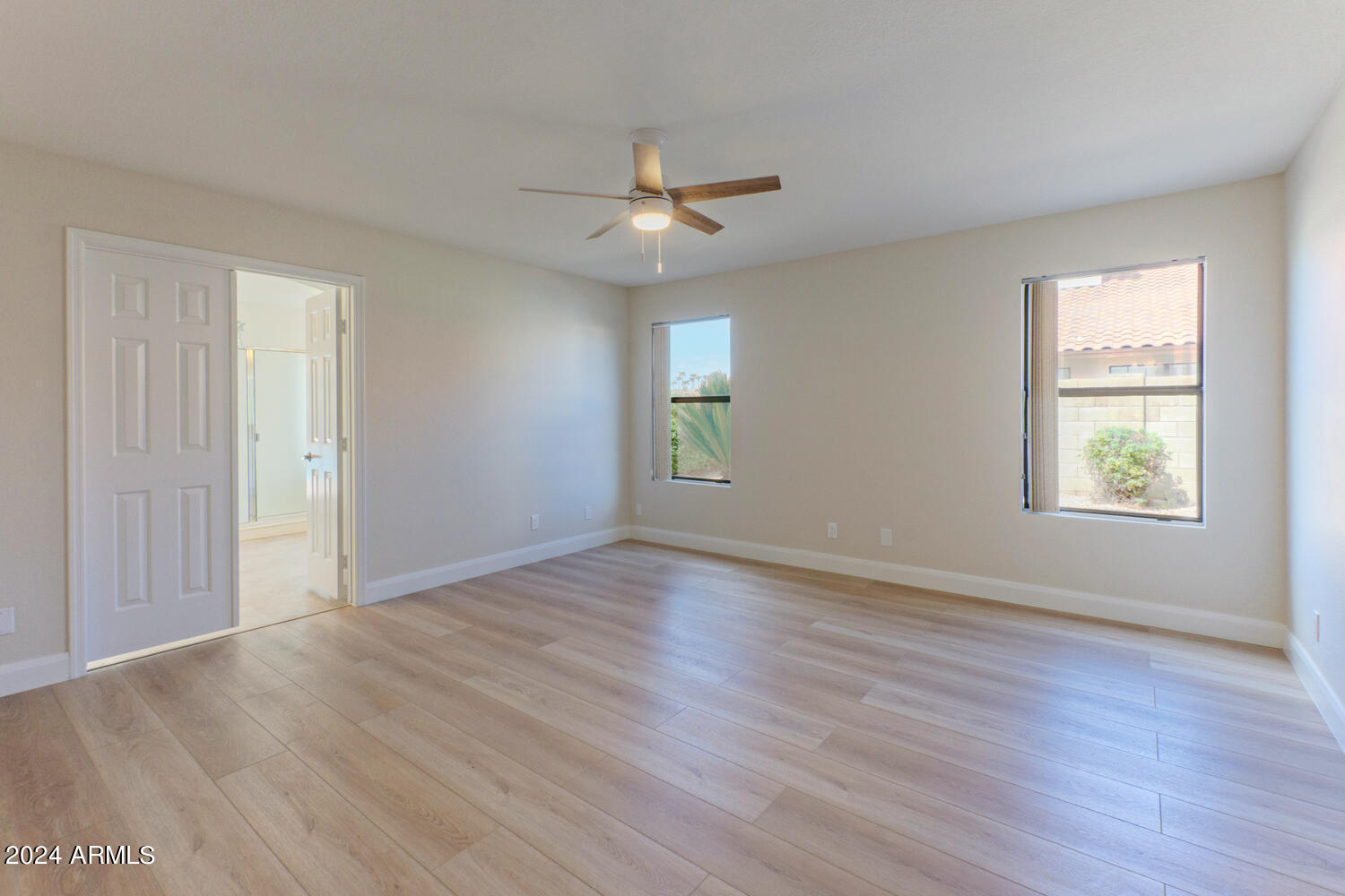4541 E VISTA Drive