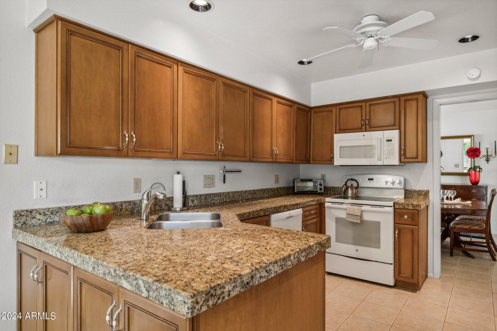 10063 E CALLE DE CIELO Circle E
