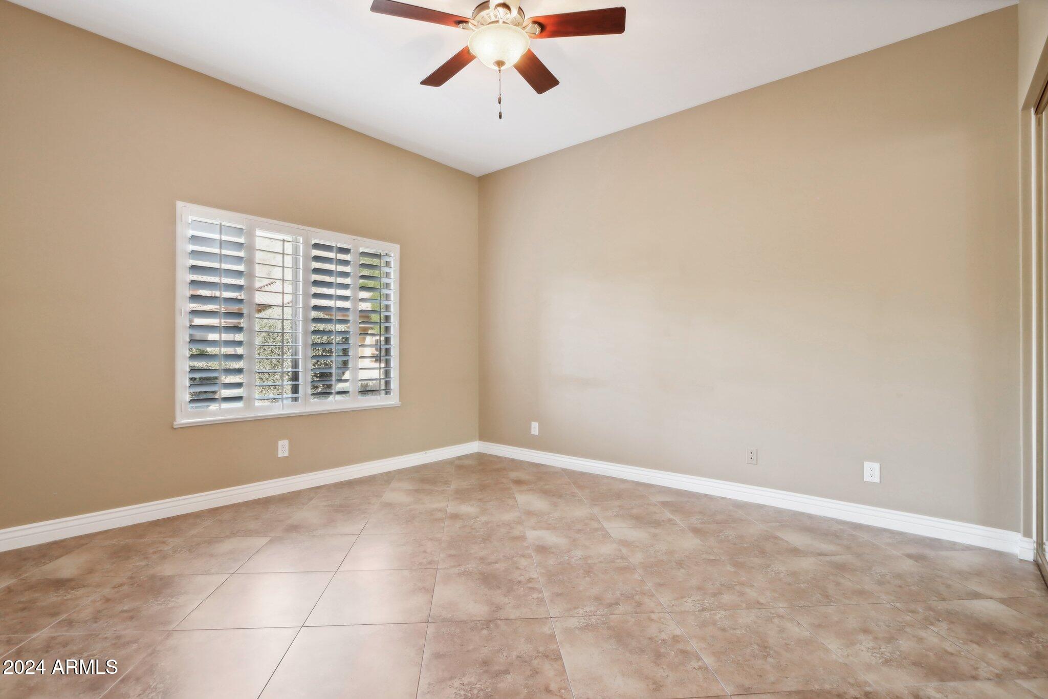 13733 E LAUREL Lane