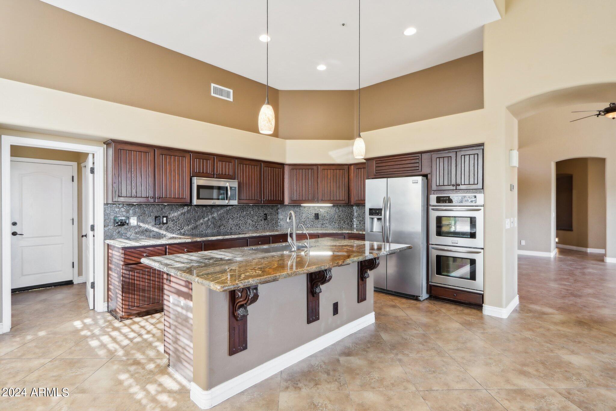 13733 E LAUREL Lane