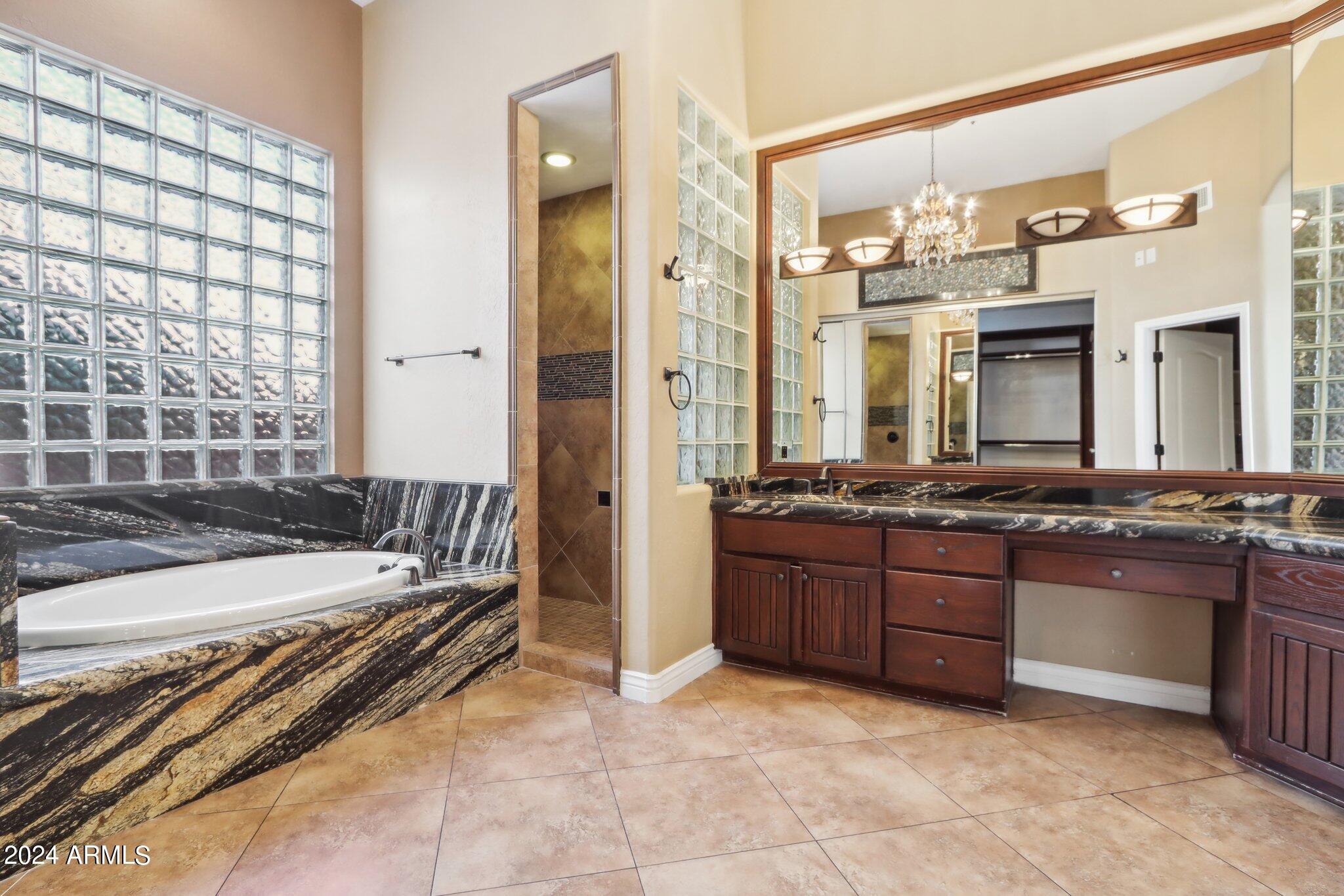 13733 E LAUREL Lane