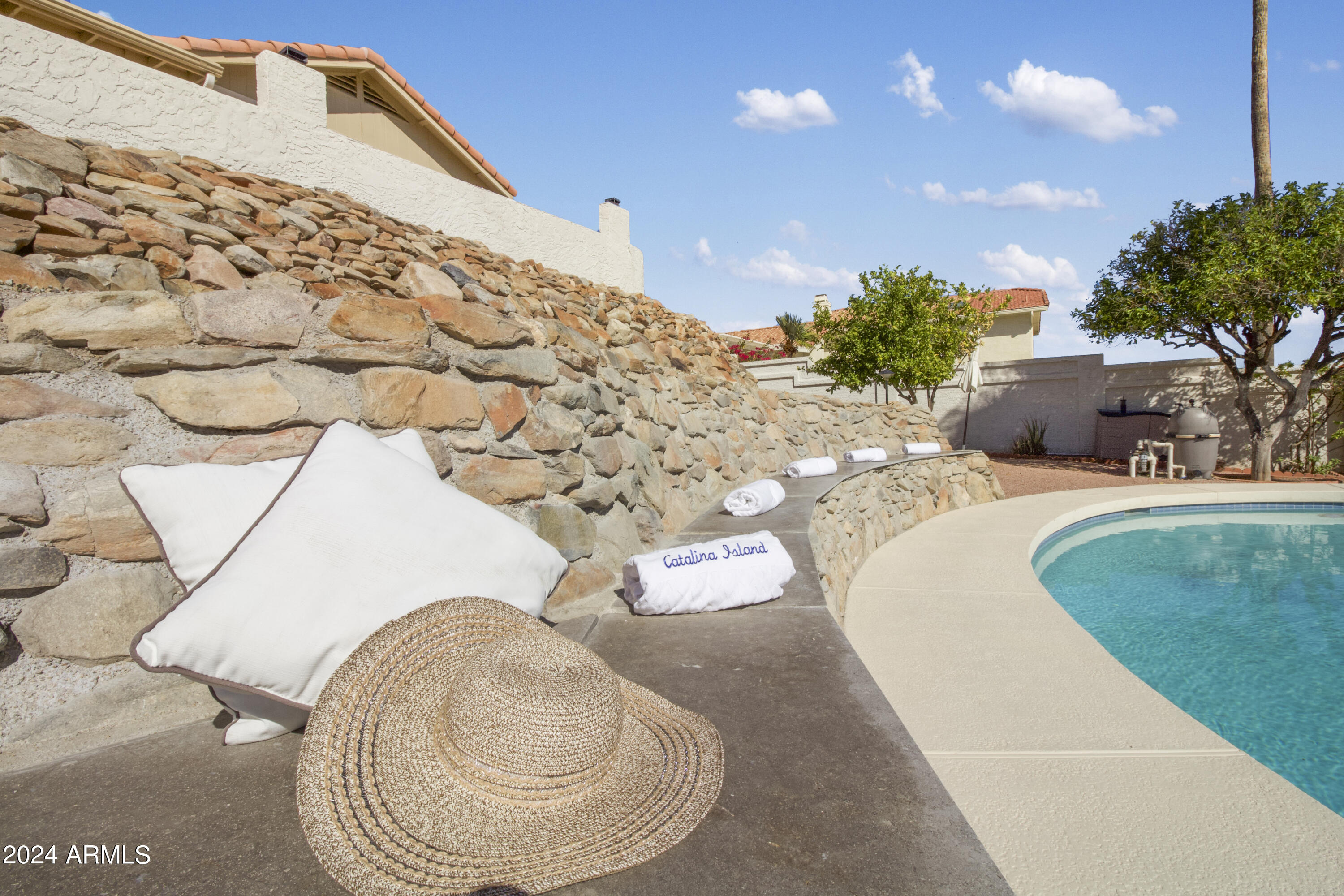 15951 E THISTLE Drive