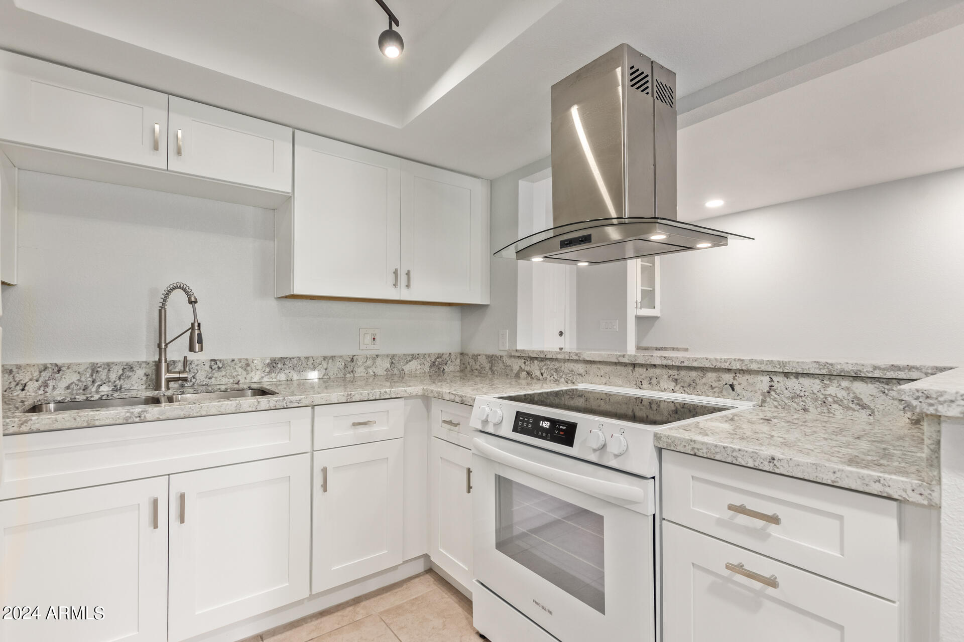 8649 E ROYAL PALM Road # 223