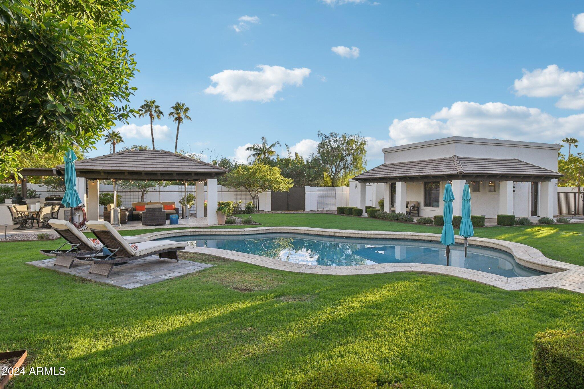 6801 E PRESIDIO Road