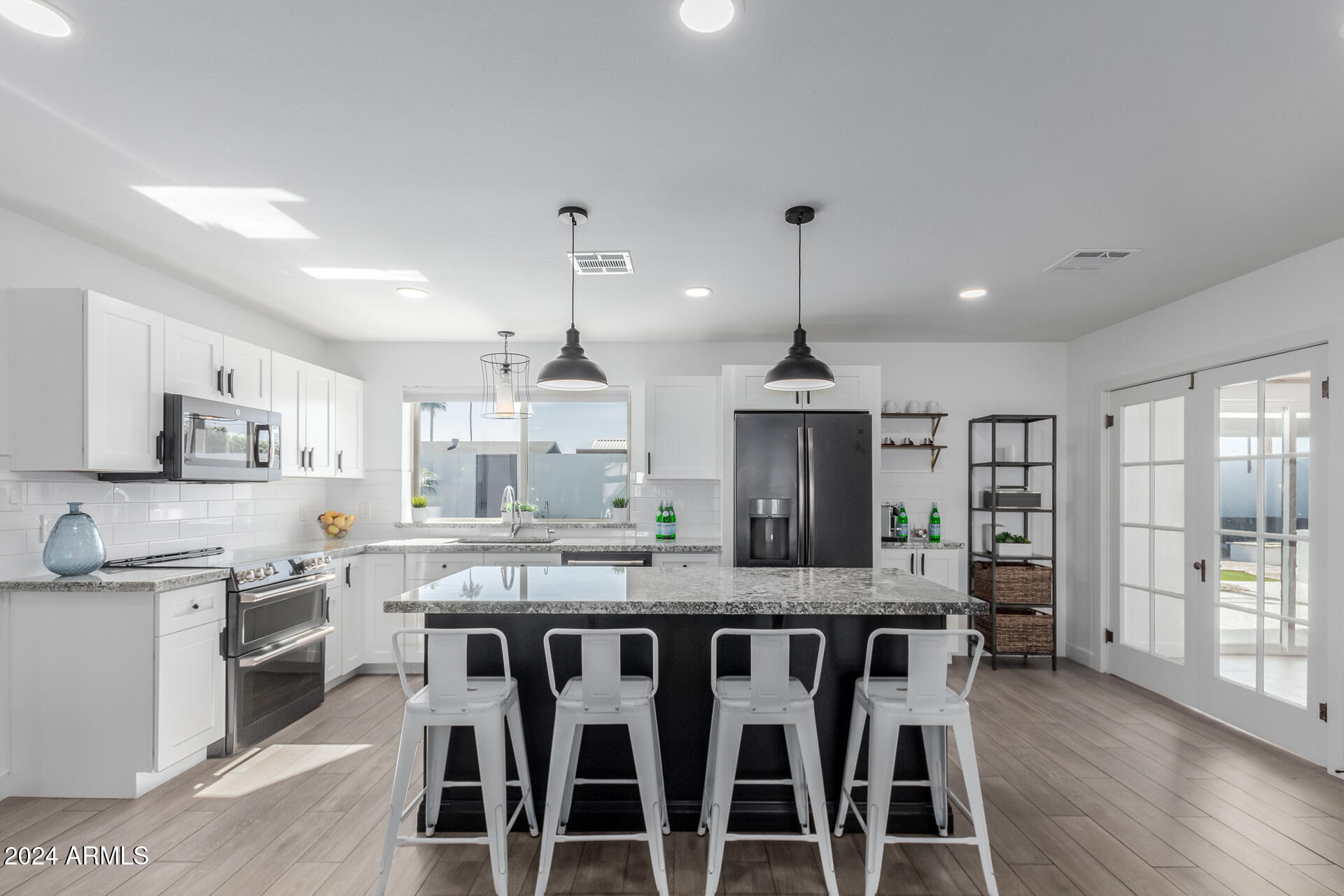 8001 E MONTE VISTA Road