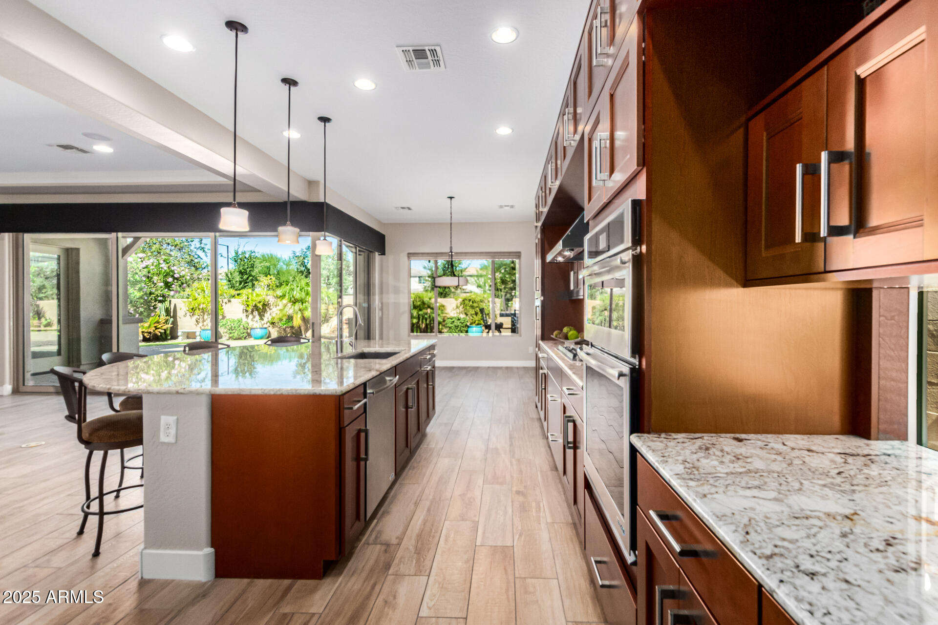 3110 E CAT BALUE Drive