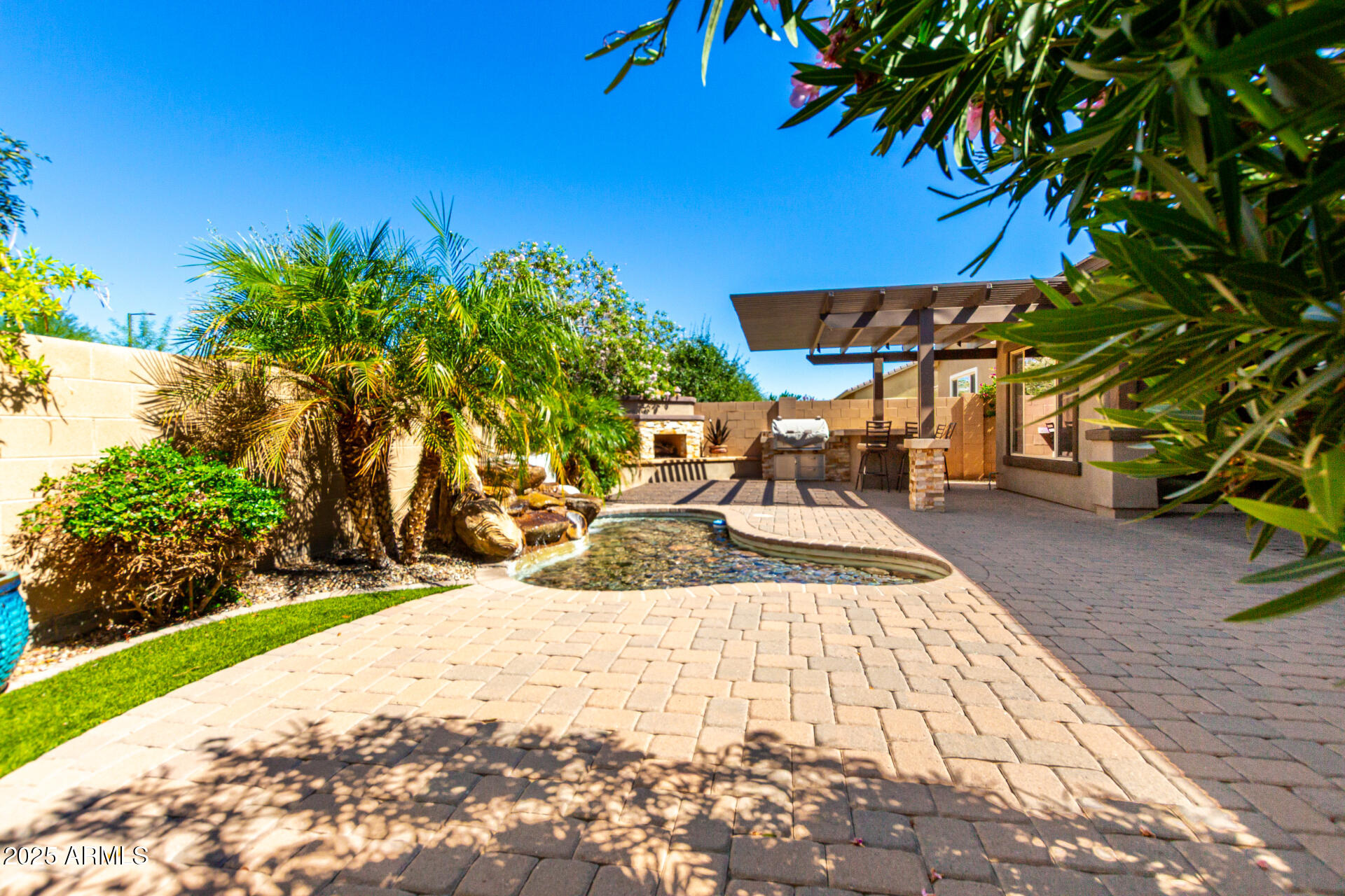 3110 E CAT BALUE Drive