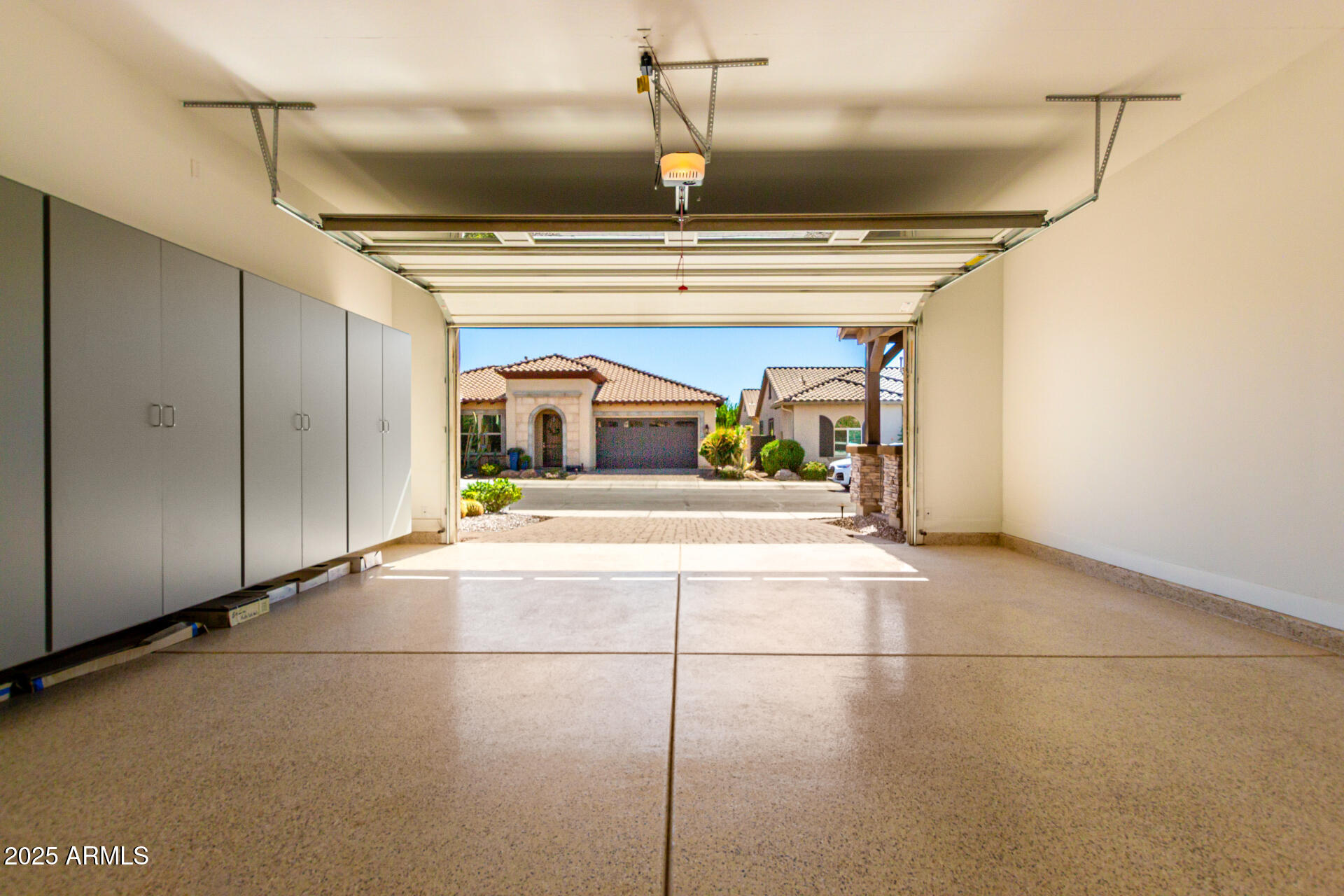 3110 E CAT BALUE Drive