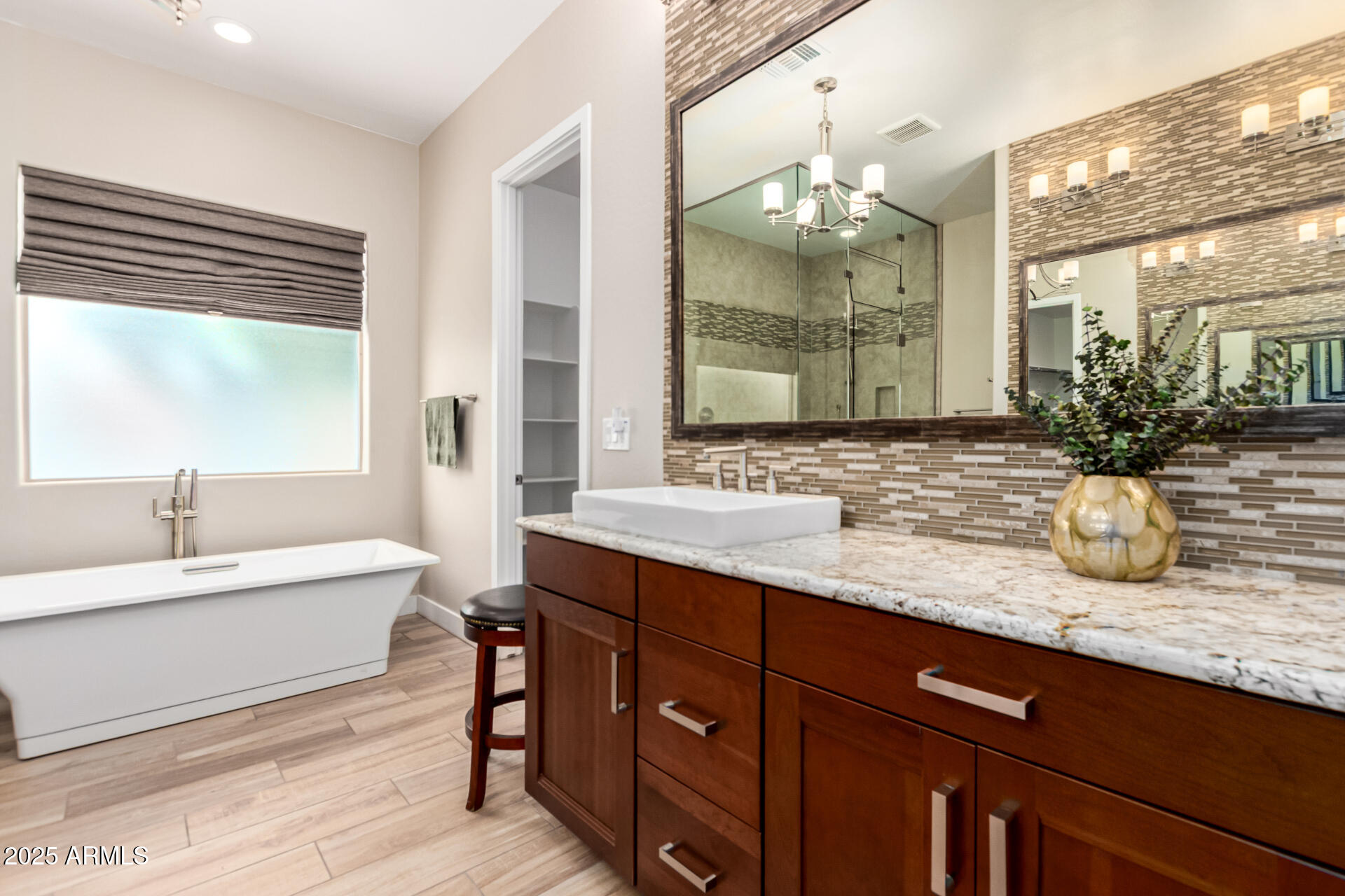 3110 E CAT BALUE Drive