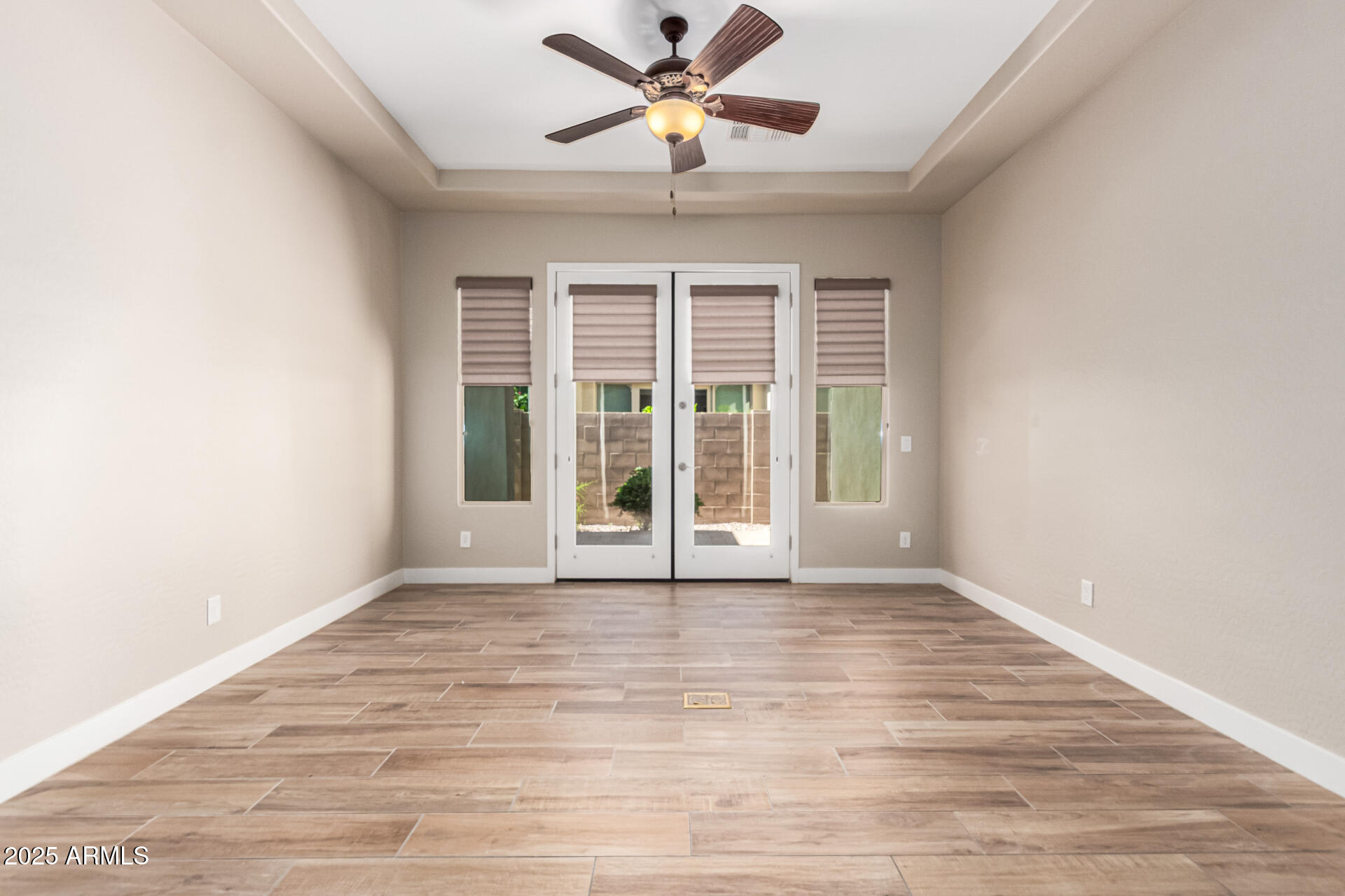 3110 E CAT BALUE Drive