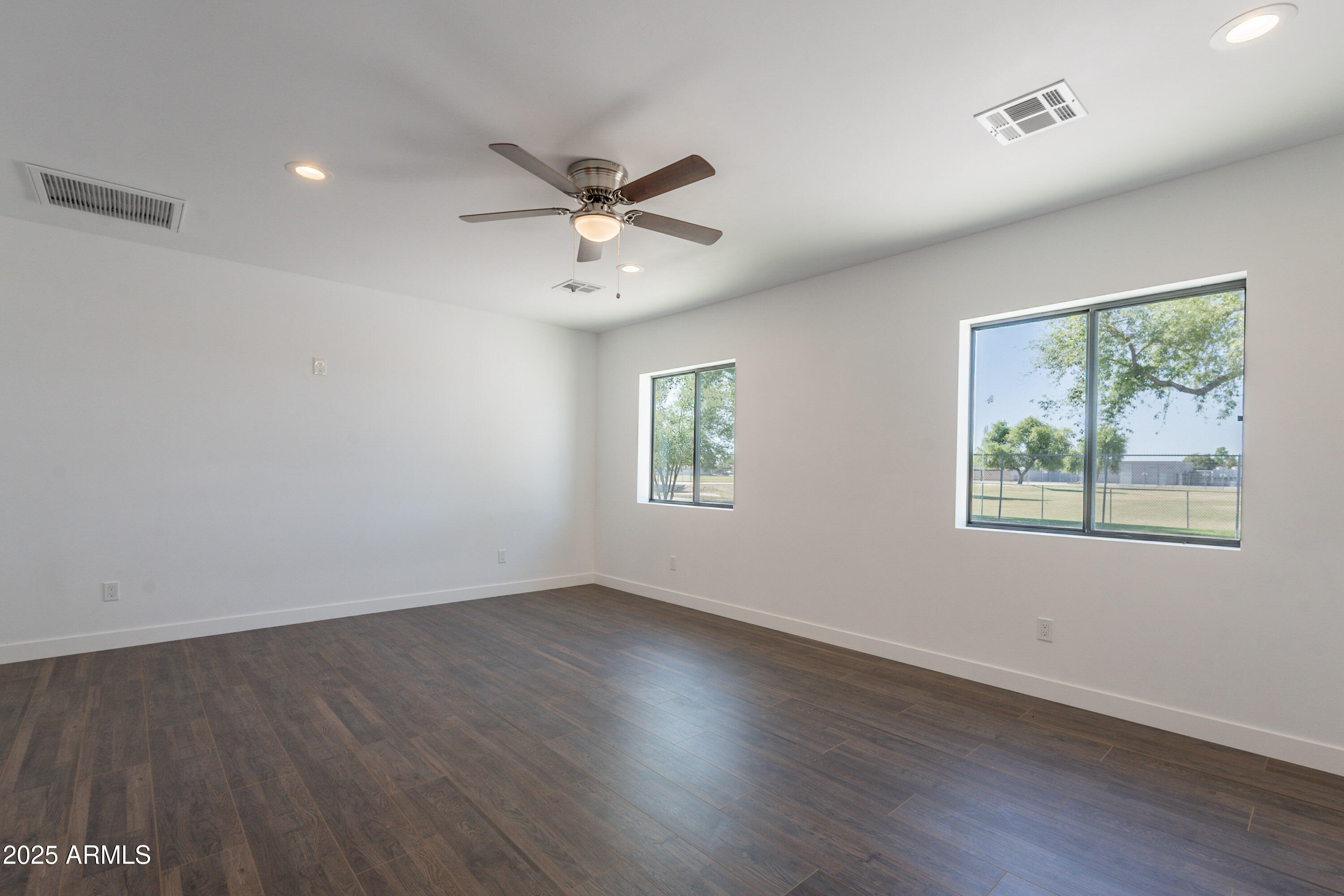 2818 E VILLA RITA Drive
