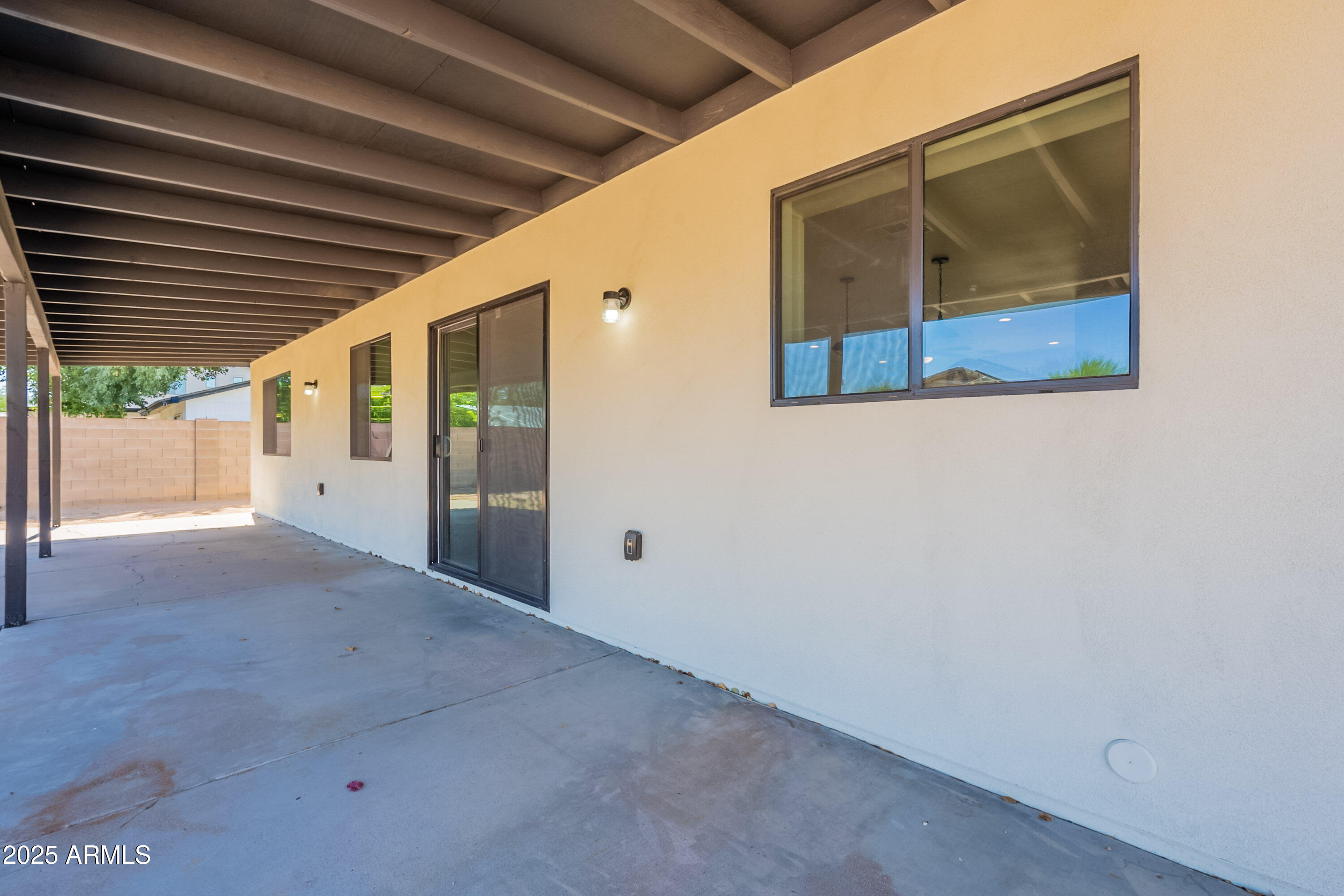 2818 E VILLA RITA Drive