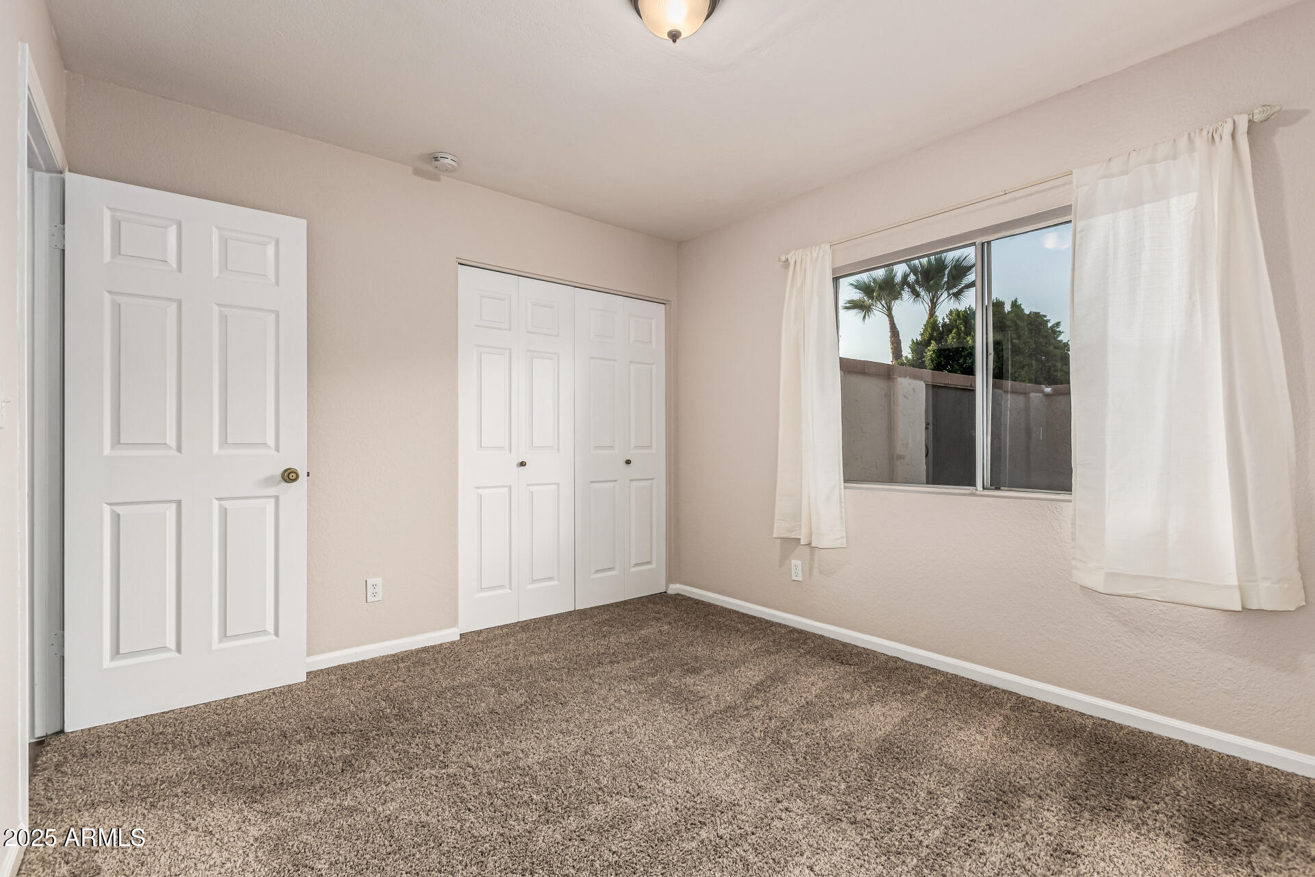 8219 E MORGAN Trail