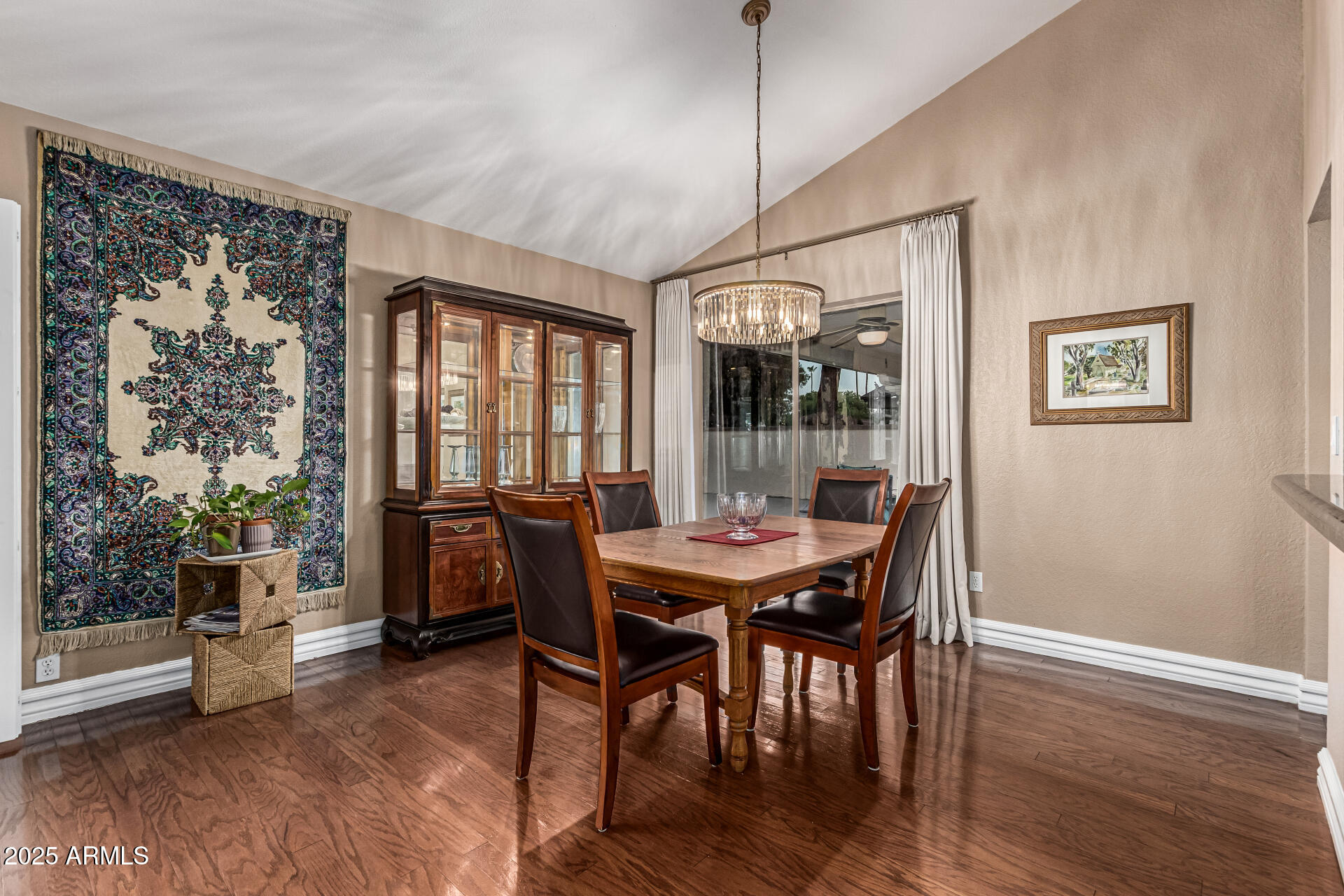 8219 E MORGAN Trail
